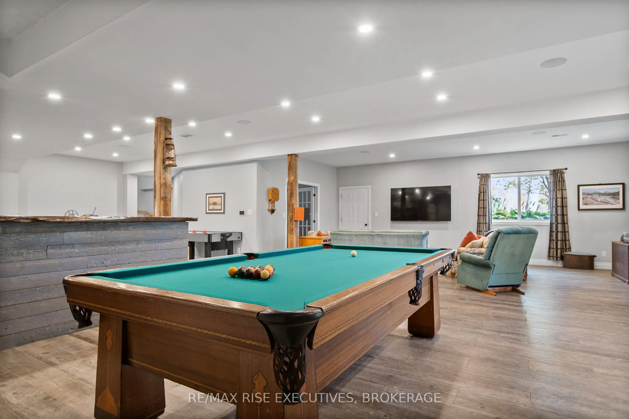 119 Fawn Brook Drive