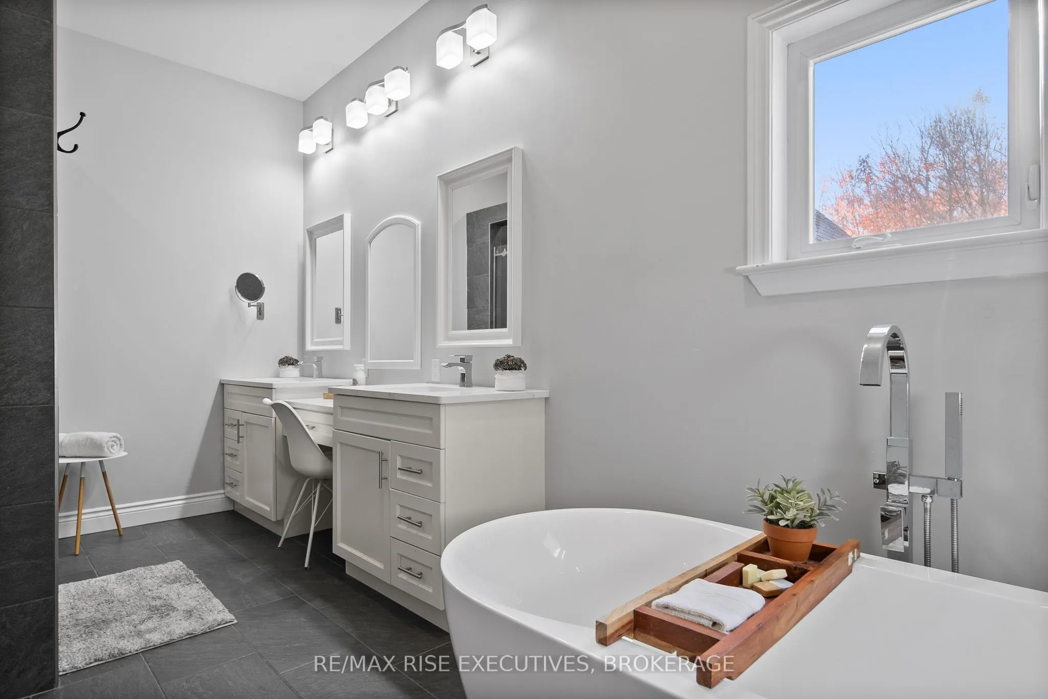 119 Fawn Brook Drive