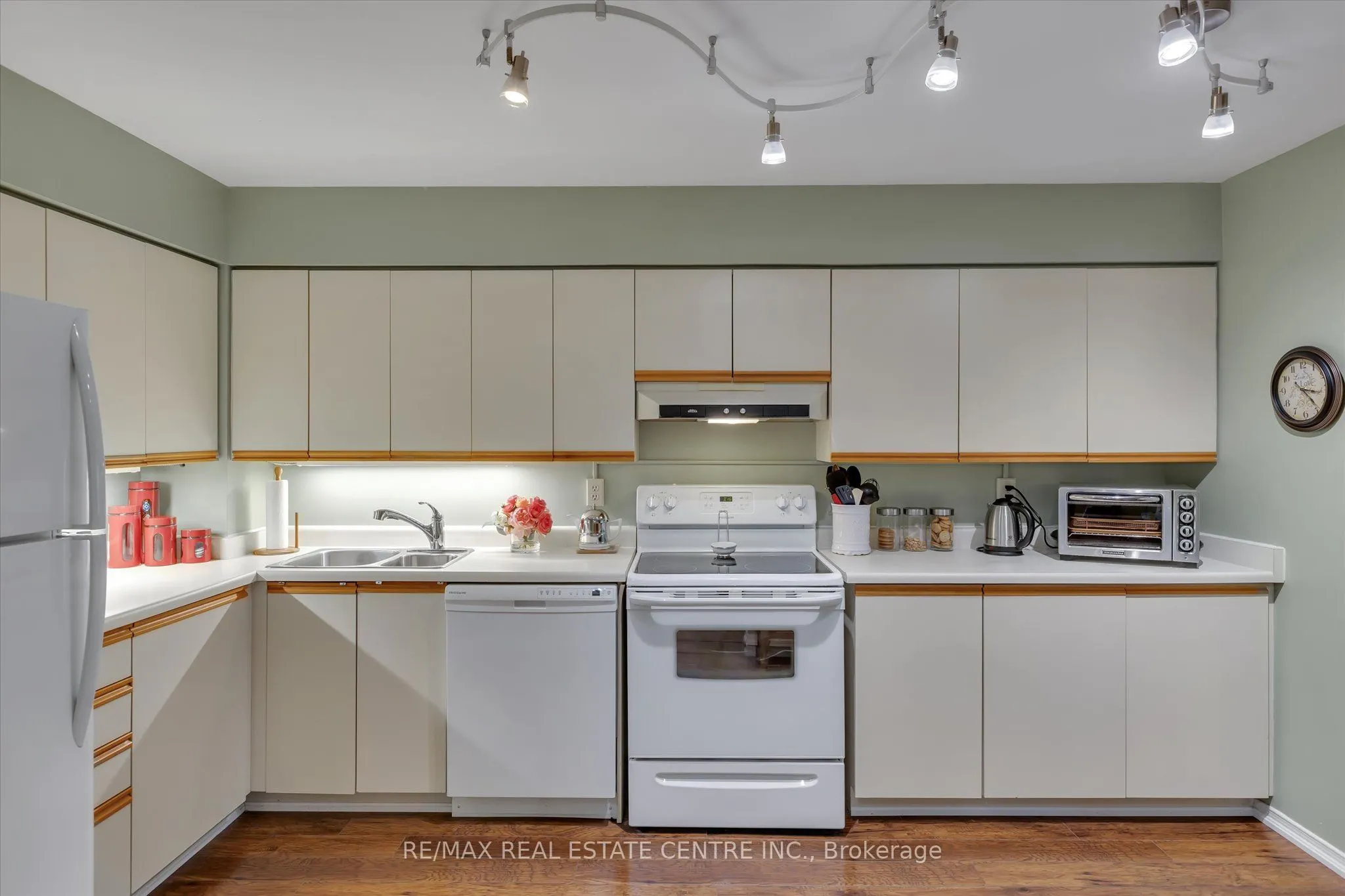 1111 WATER Street, #209