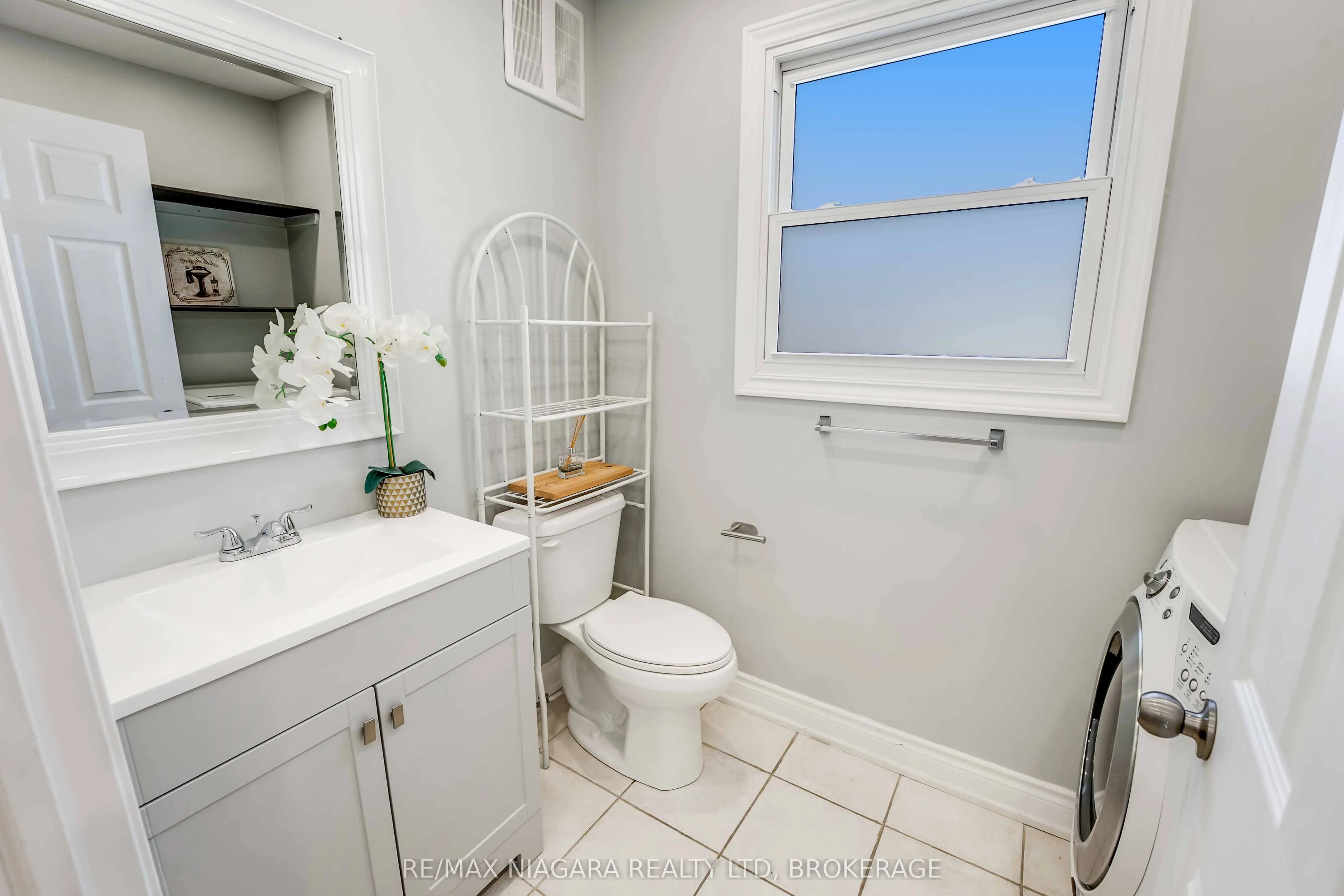 5231 Kitchener Street