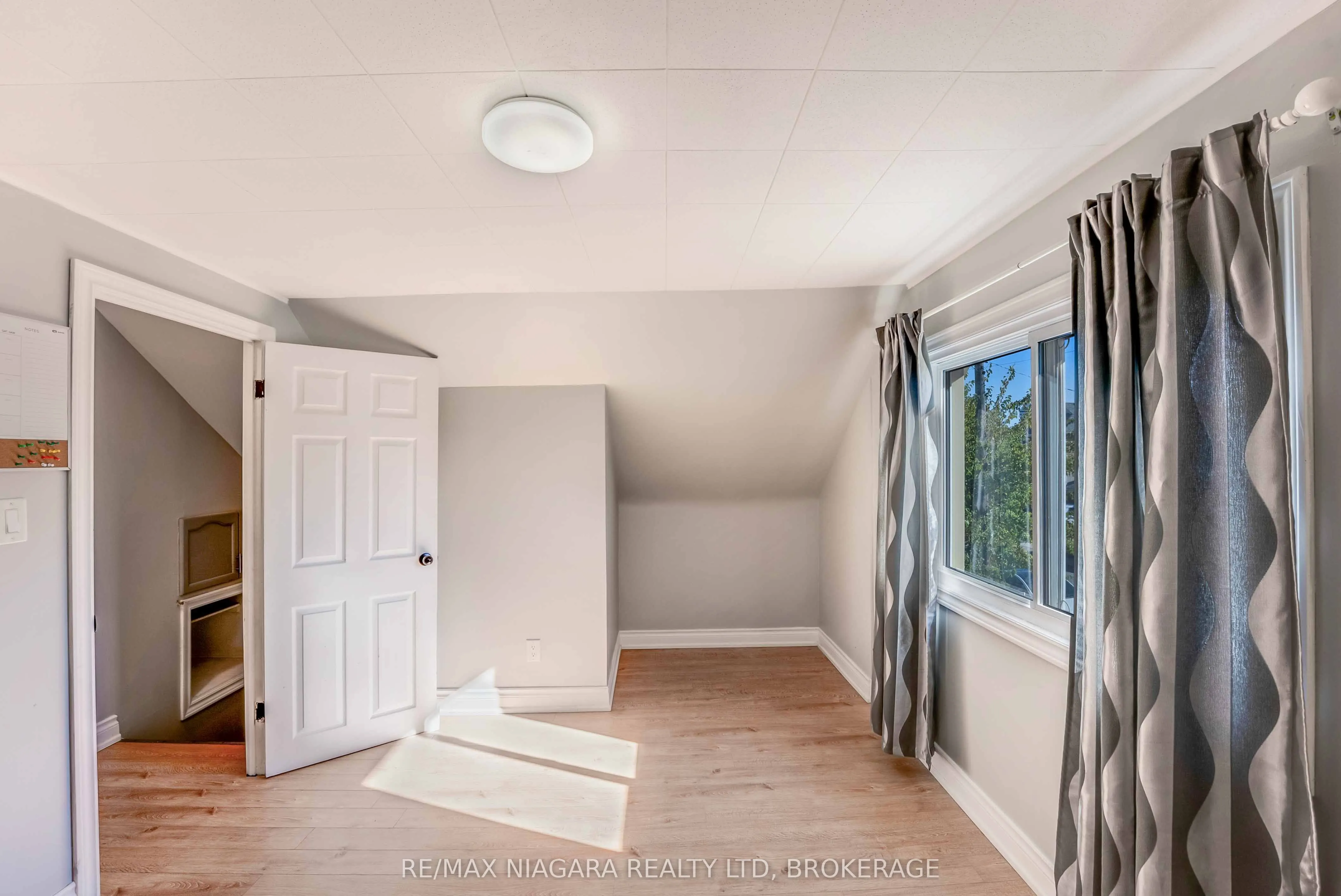 5231 Kitchener Street