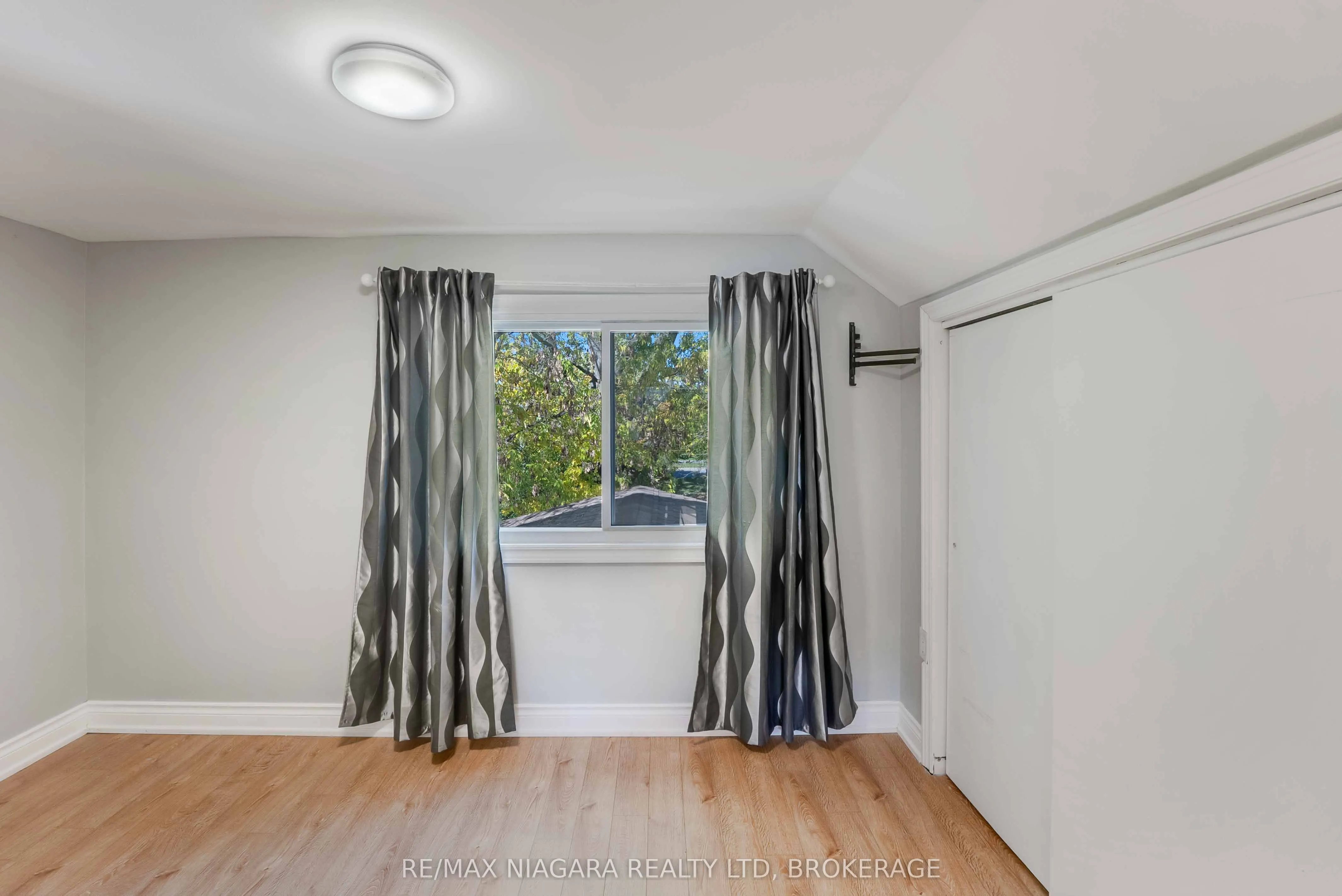 5231 Kitchener Street