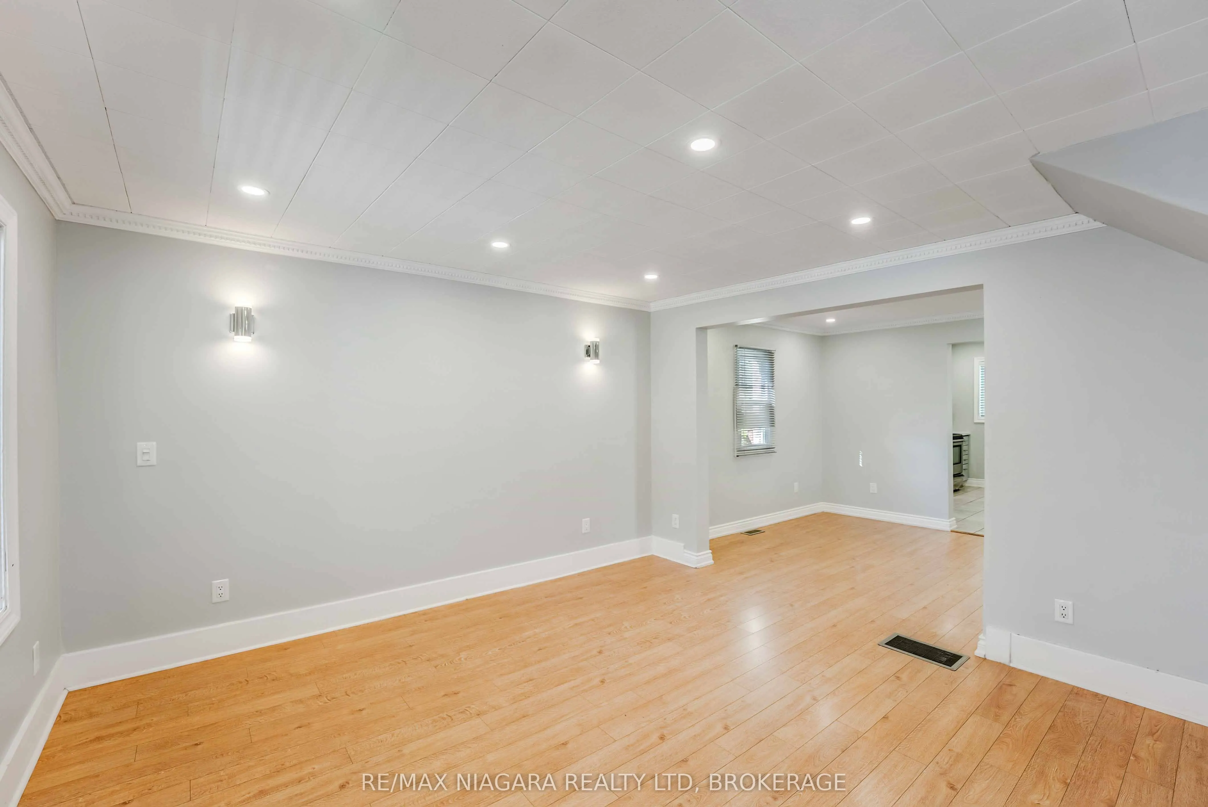 5231 Kitchener Street