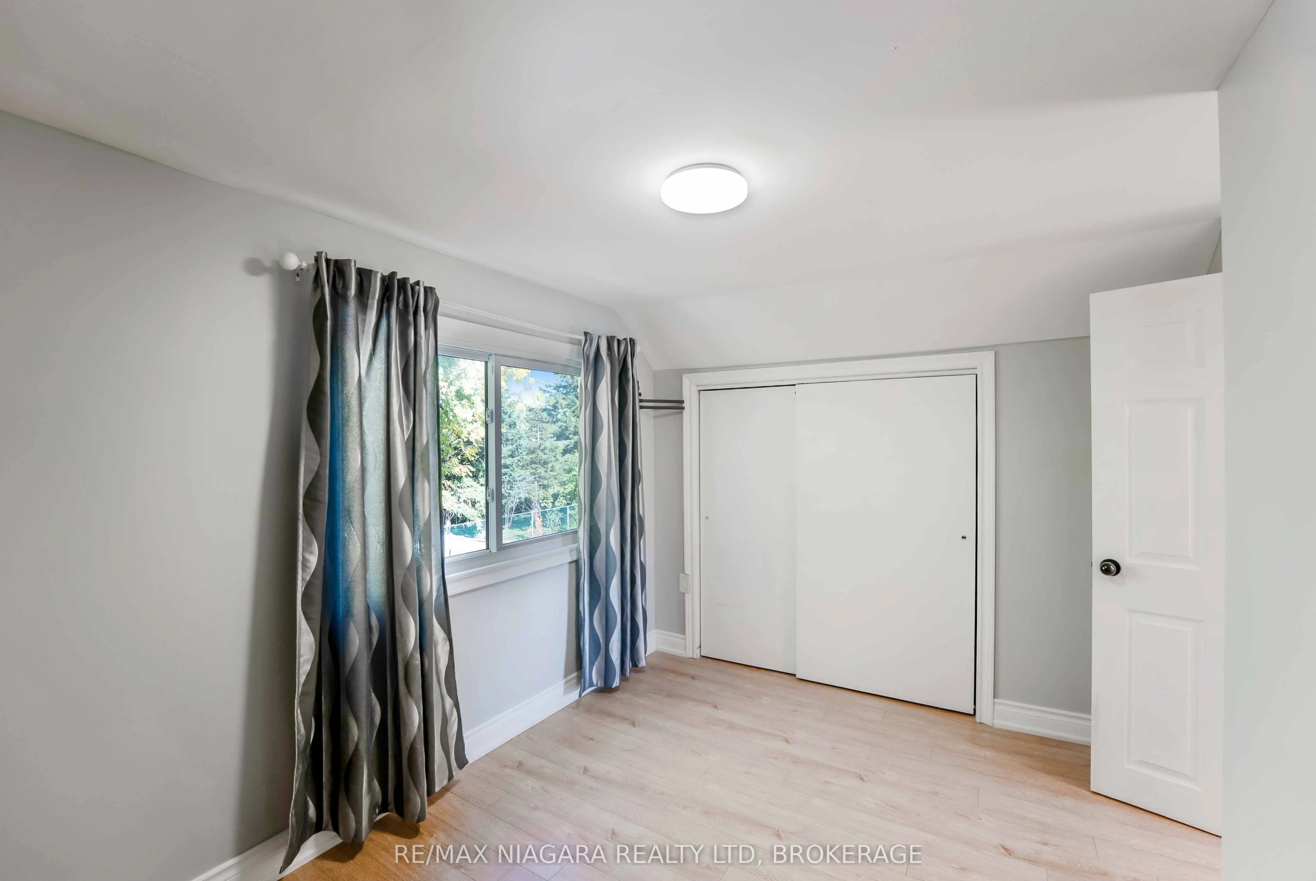 5231 Kitchener Street