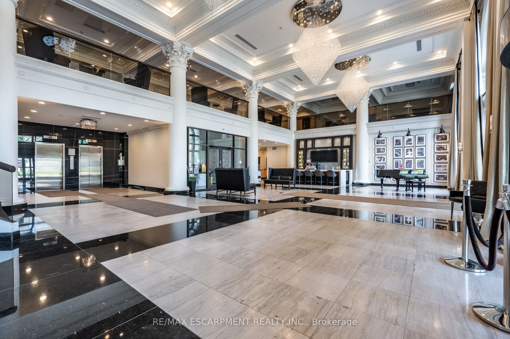 118 King Street E, #921