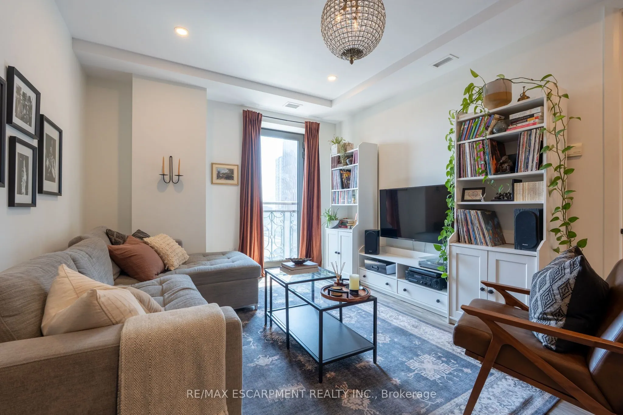 118 King Street E, #921