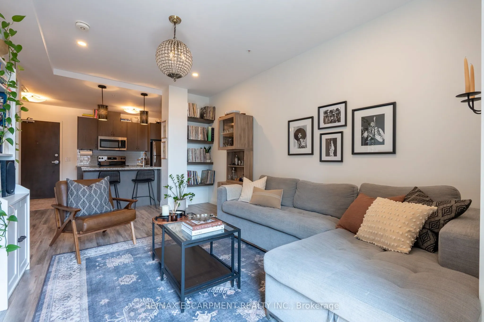 118 King Street E, #921