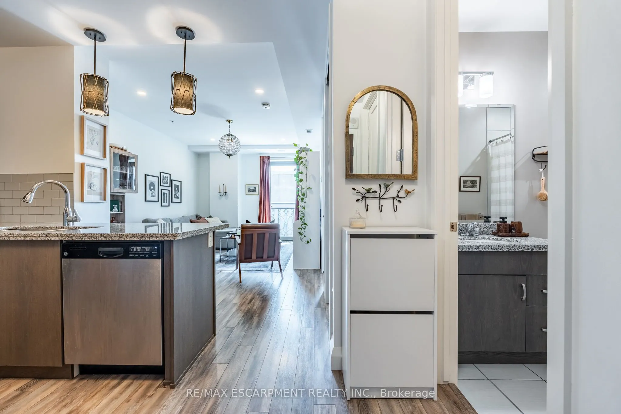 118 King Street E, #921