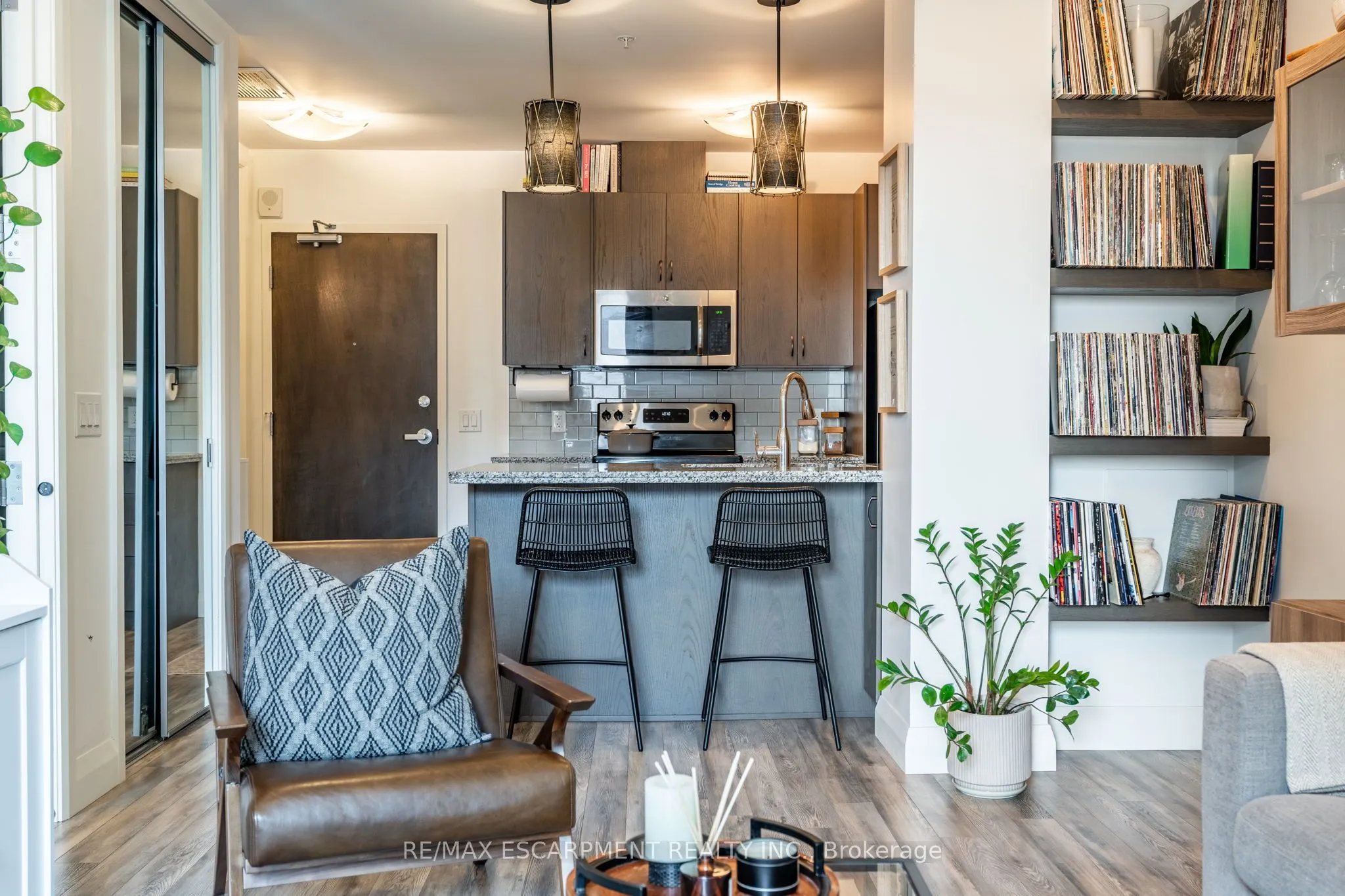 118 King Street E, #921