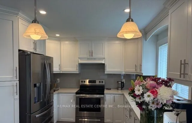 431 Second (Upper) Road E