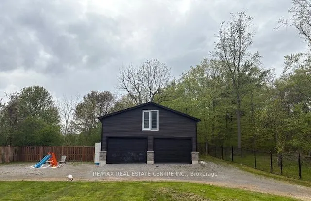 431 Second (Upper) Road E