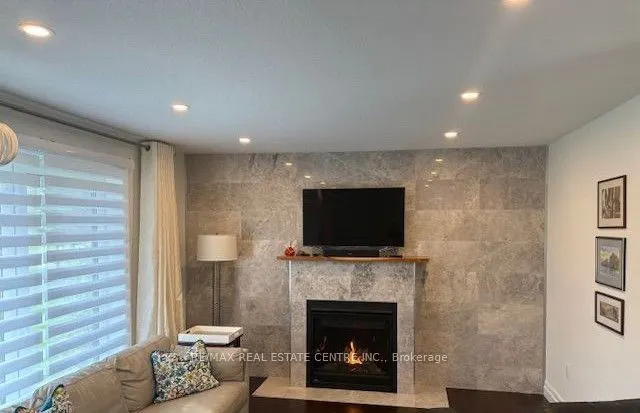 431 Second (Upper) Road E