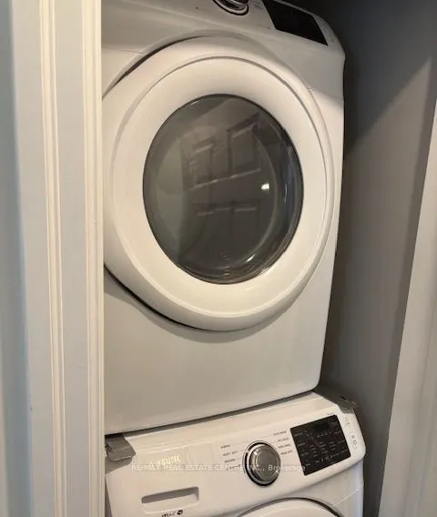 431 Second (Upper) Road E