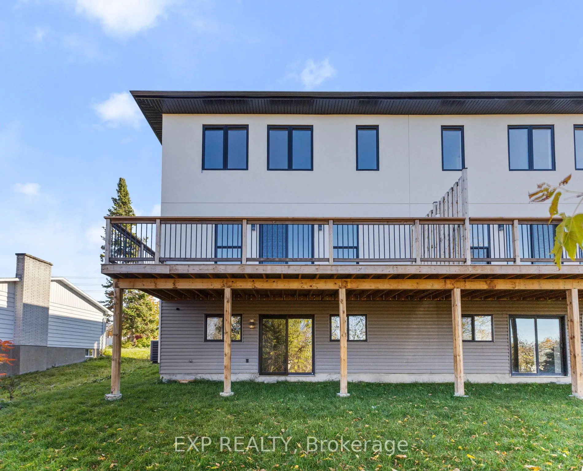 6819 Notre Dame Street