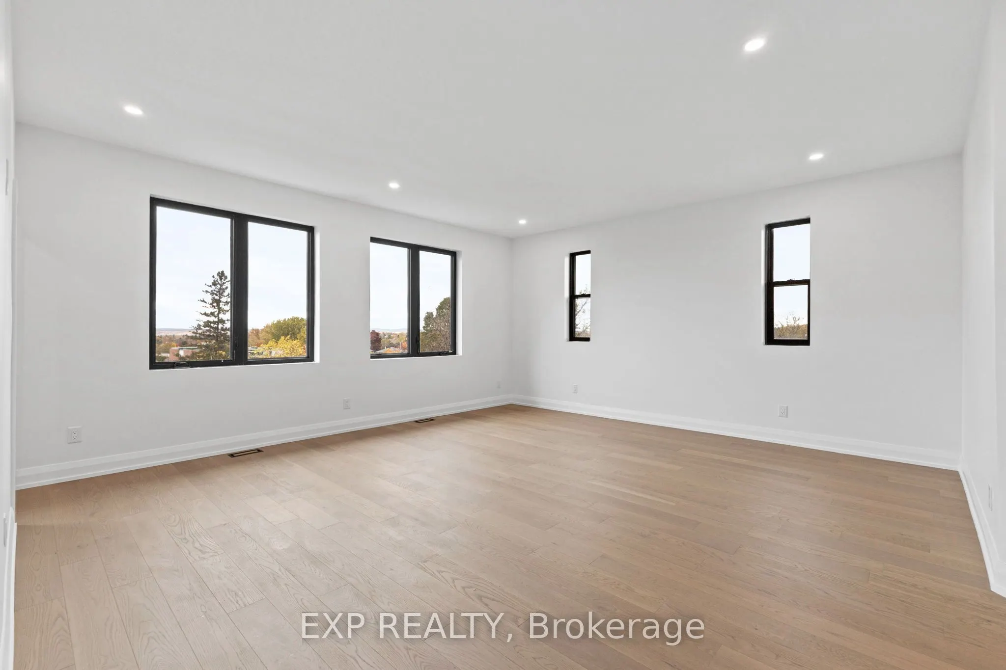 6819 Notre Dame Street