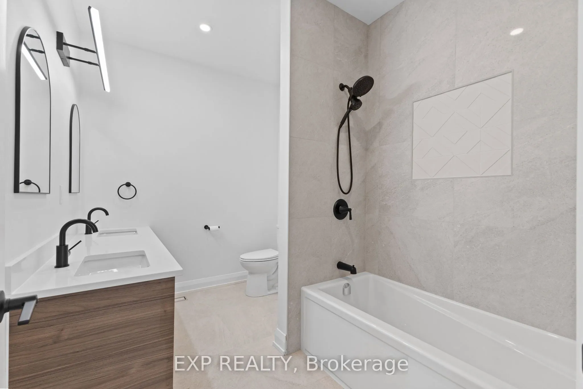 6819 Notre Dame Street