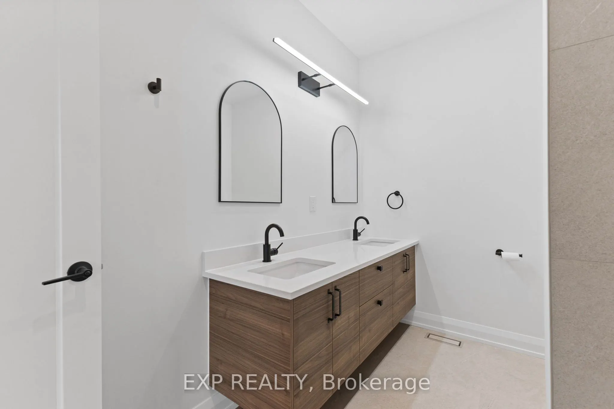 6819 Notre Dame Street