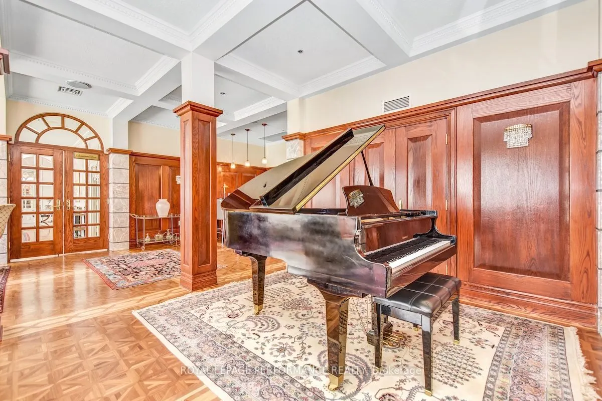 1480 Riverside Drive, #2507