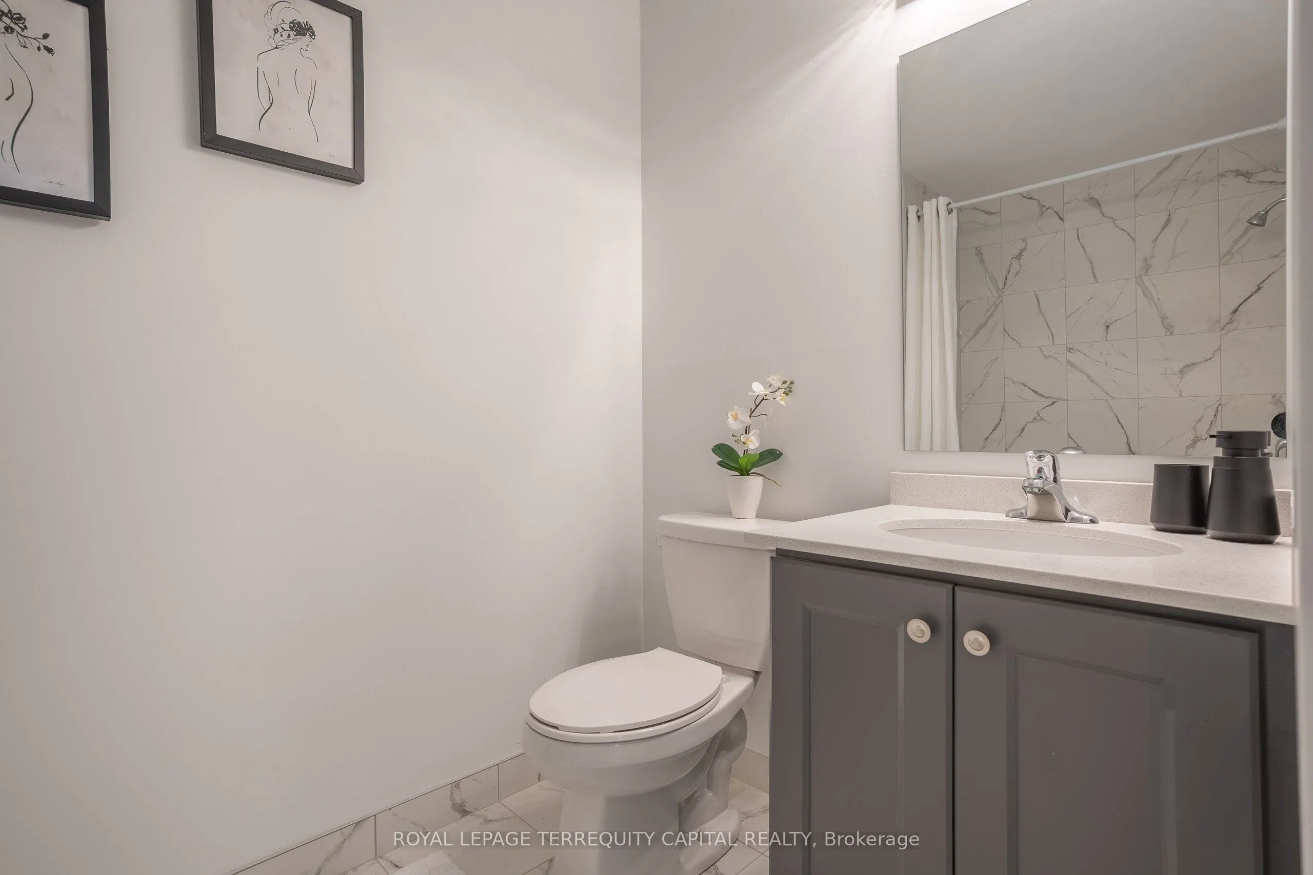 600 North Service Road, #313