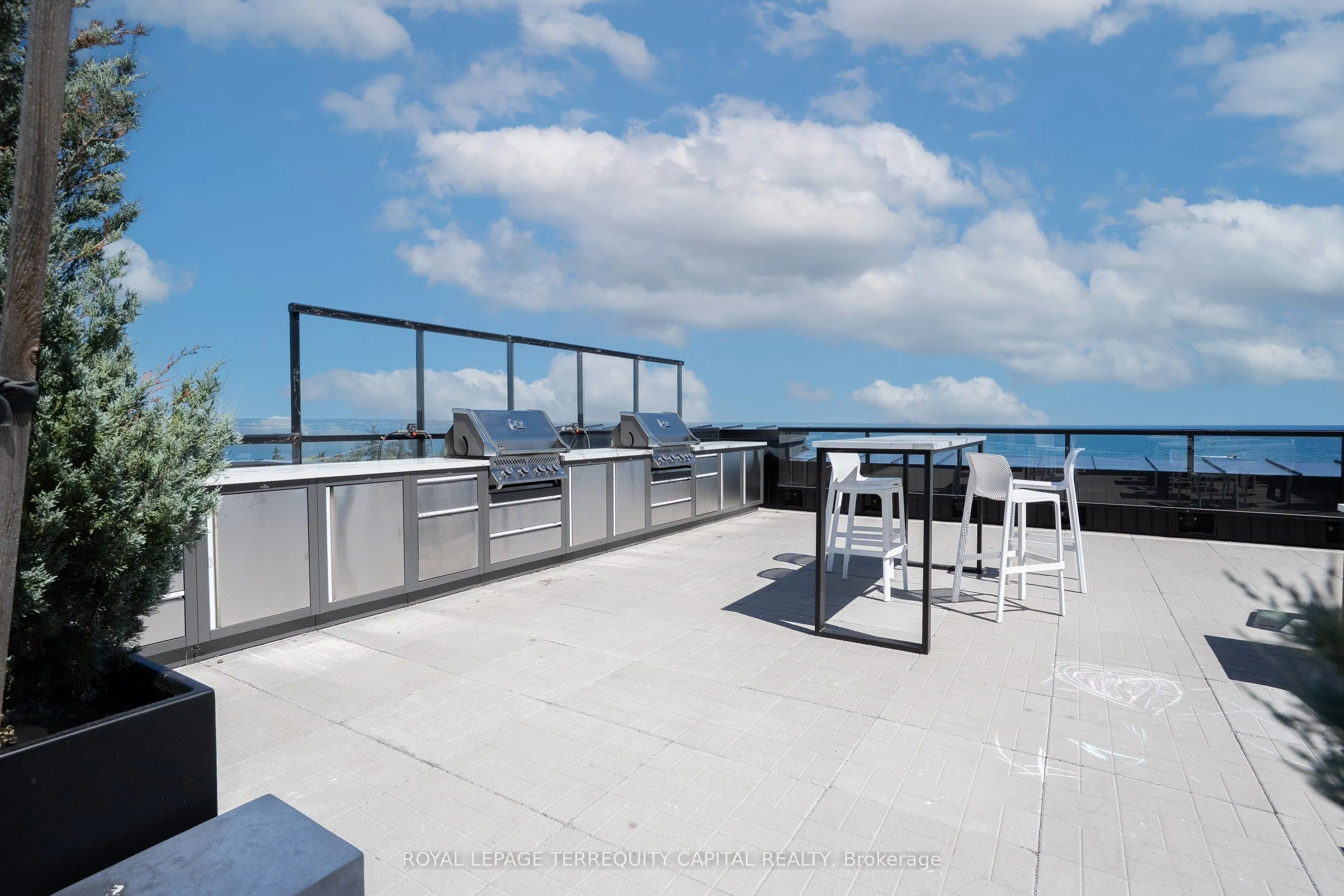 600 North Service Road, #313