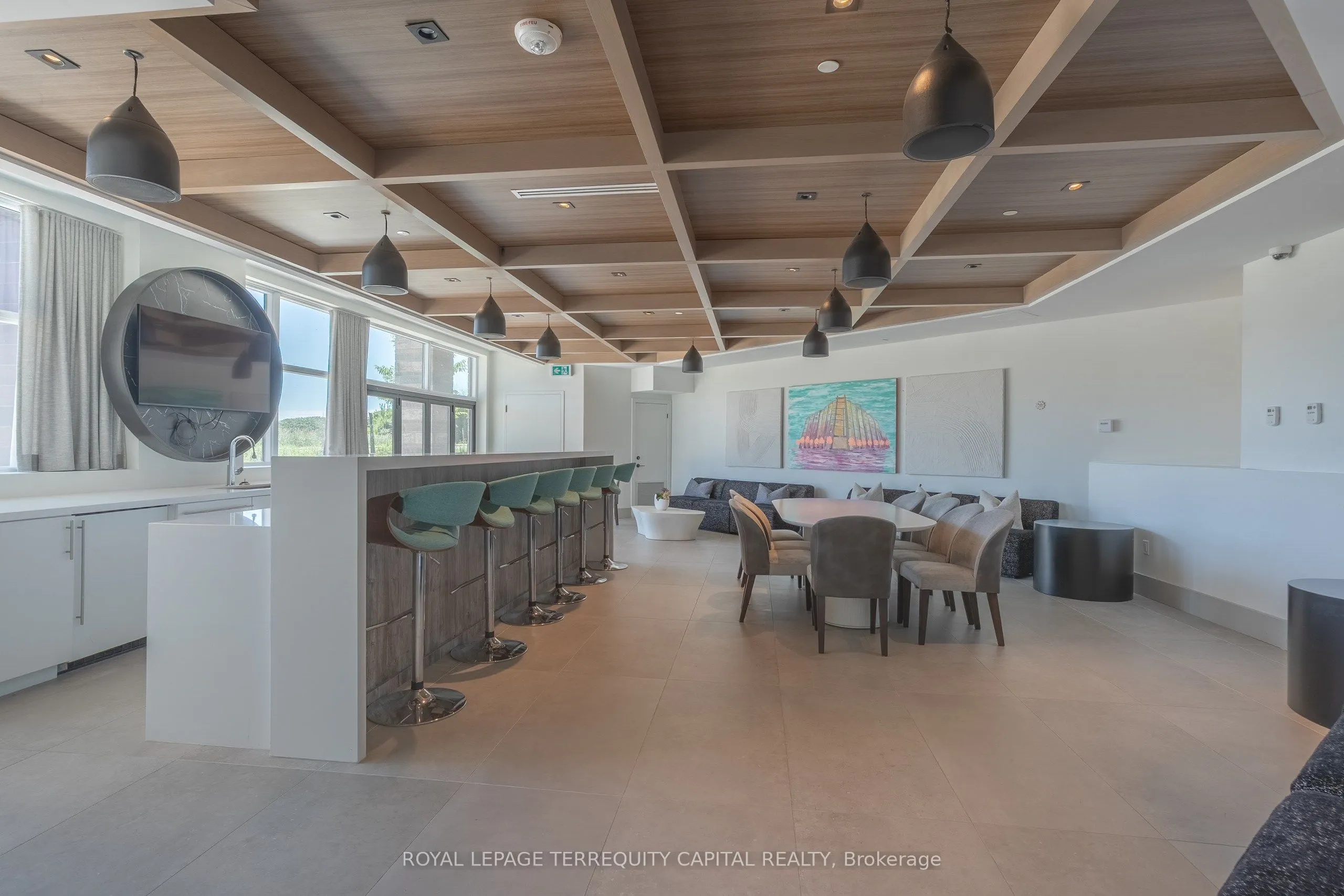 600 North Service Road, #313