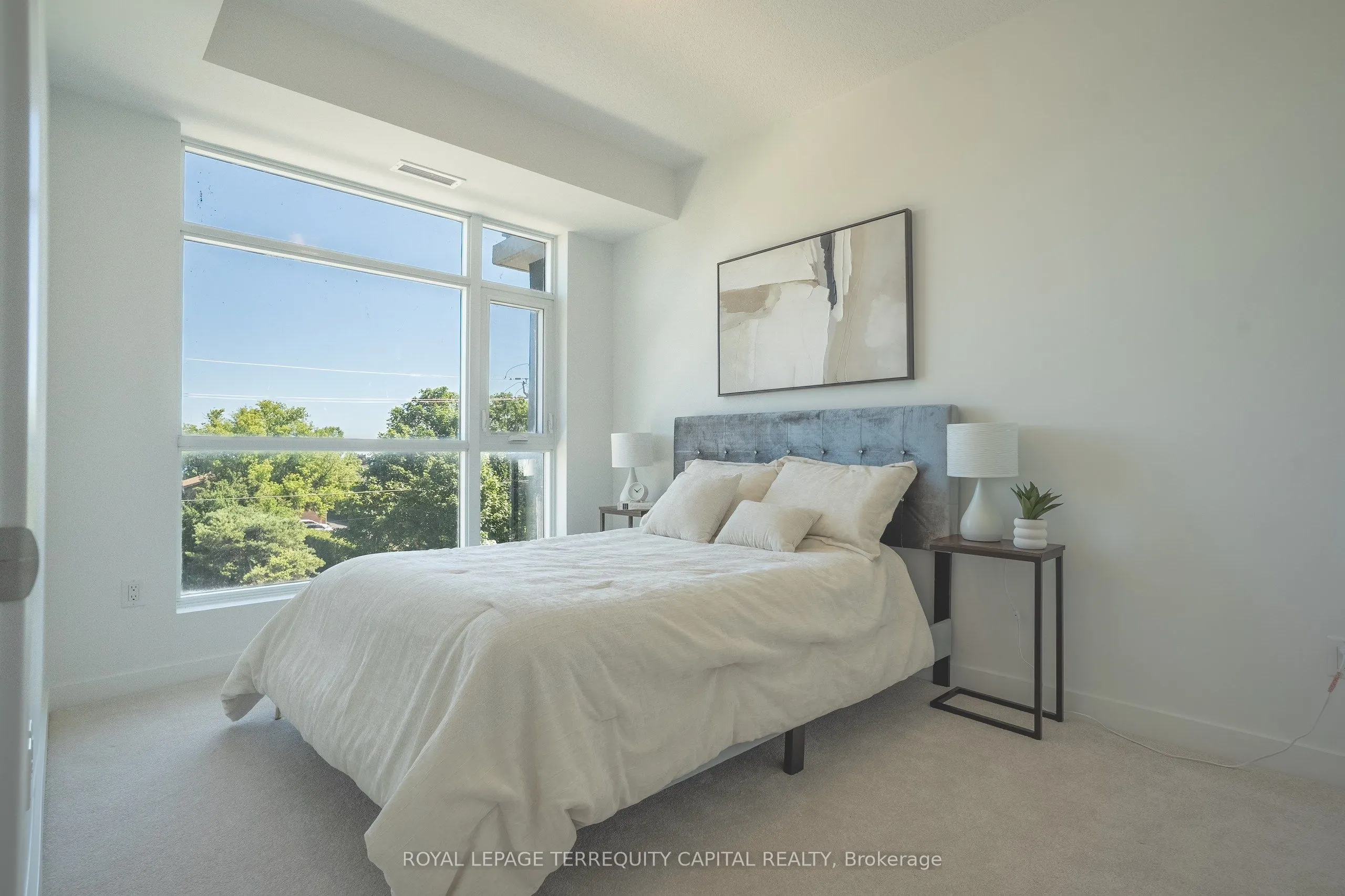 600 North Service Road, #313