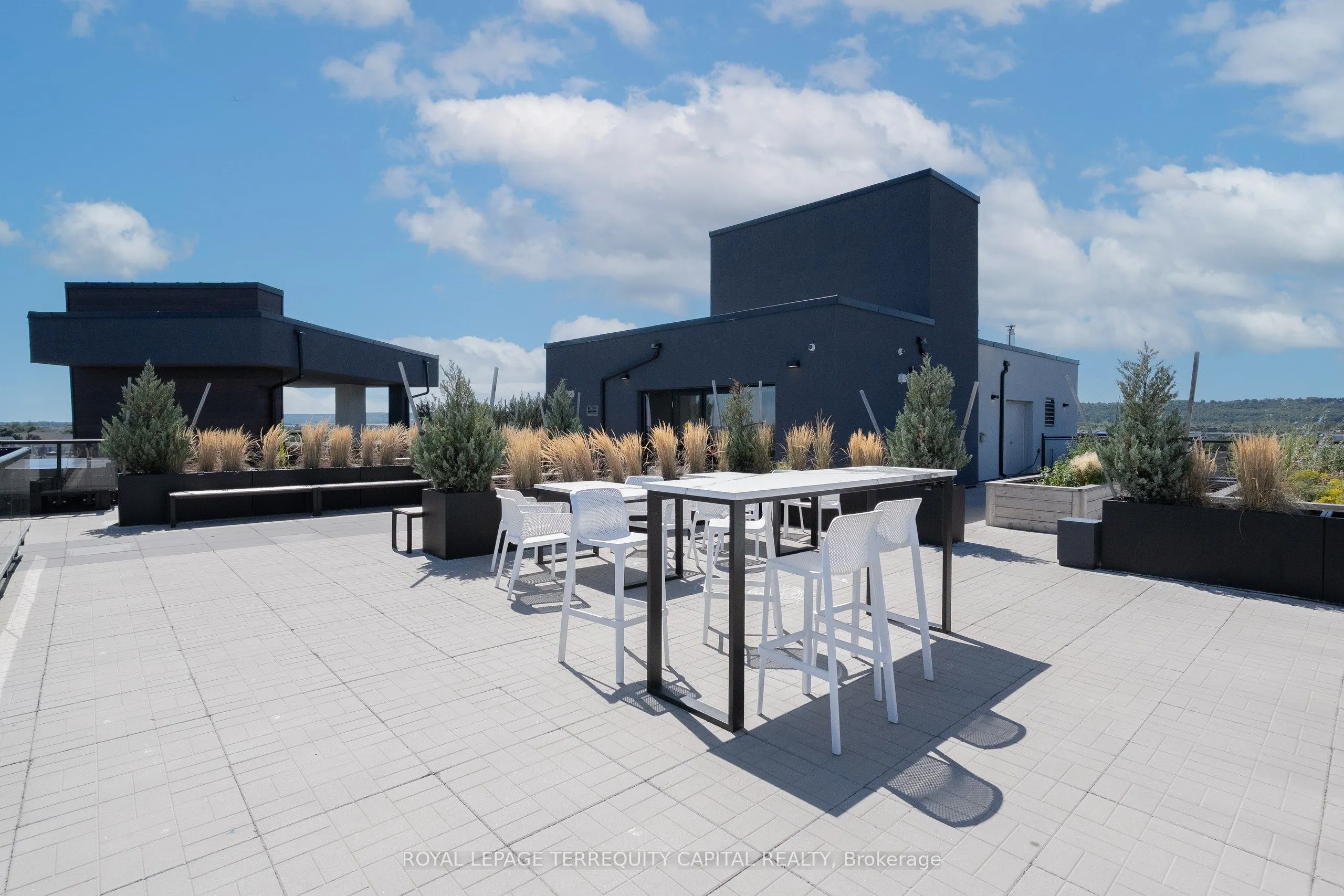 600 North Service Road, #313