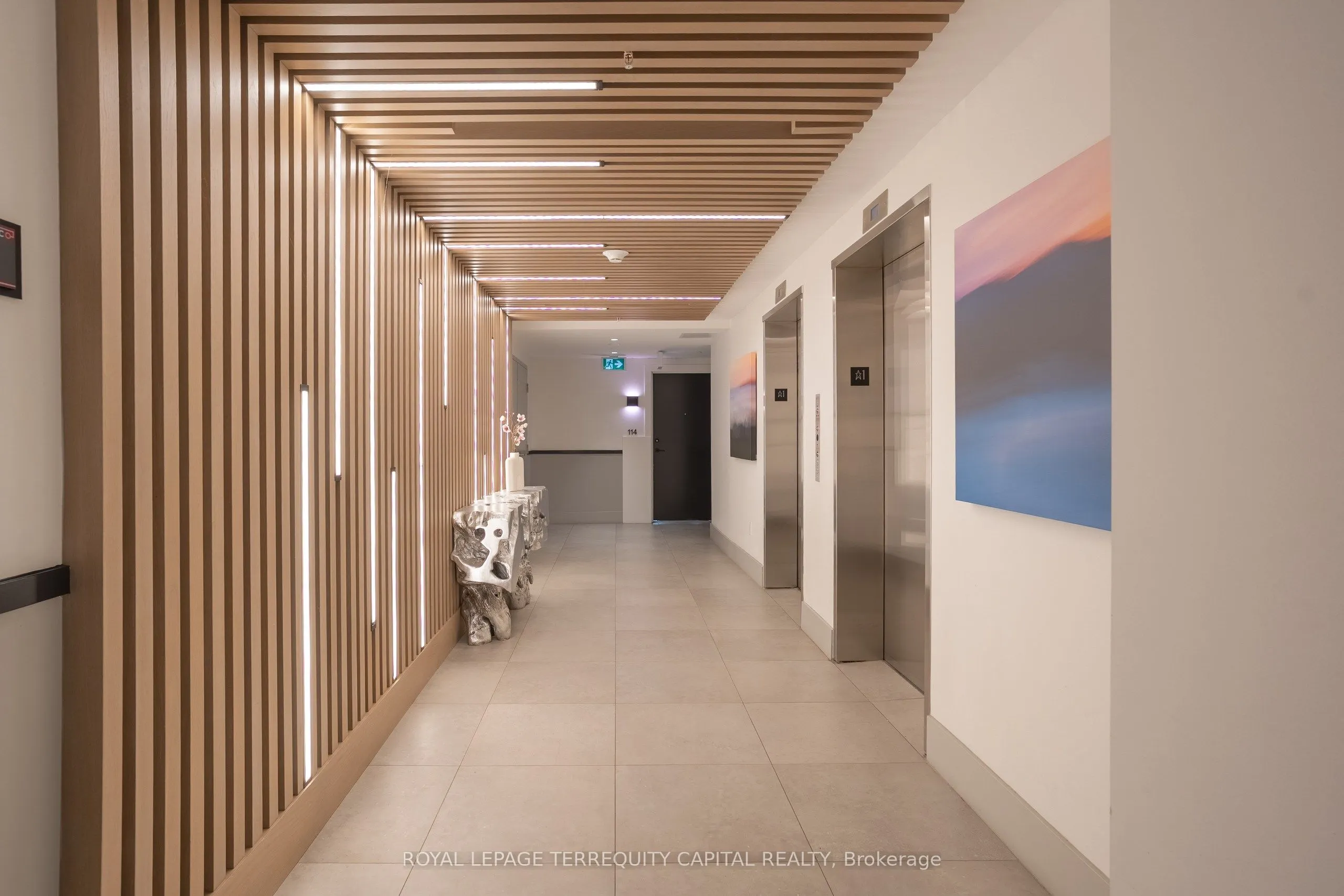 600 North Service Road, #313