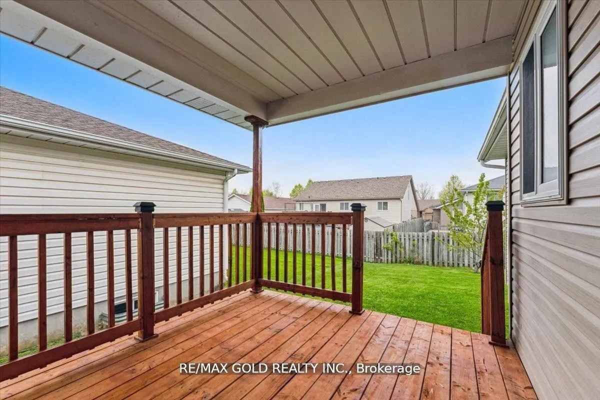 8163 Harvest Crescent