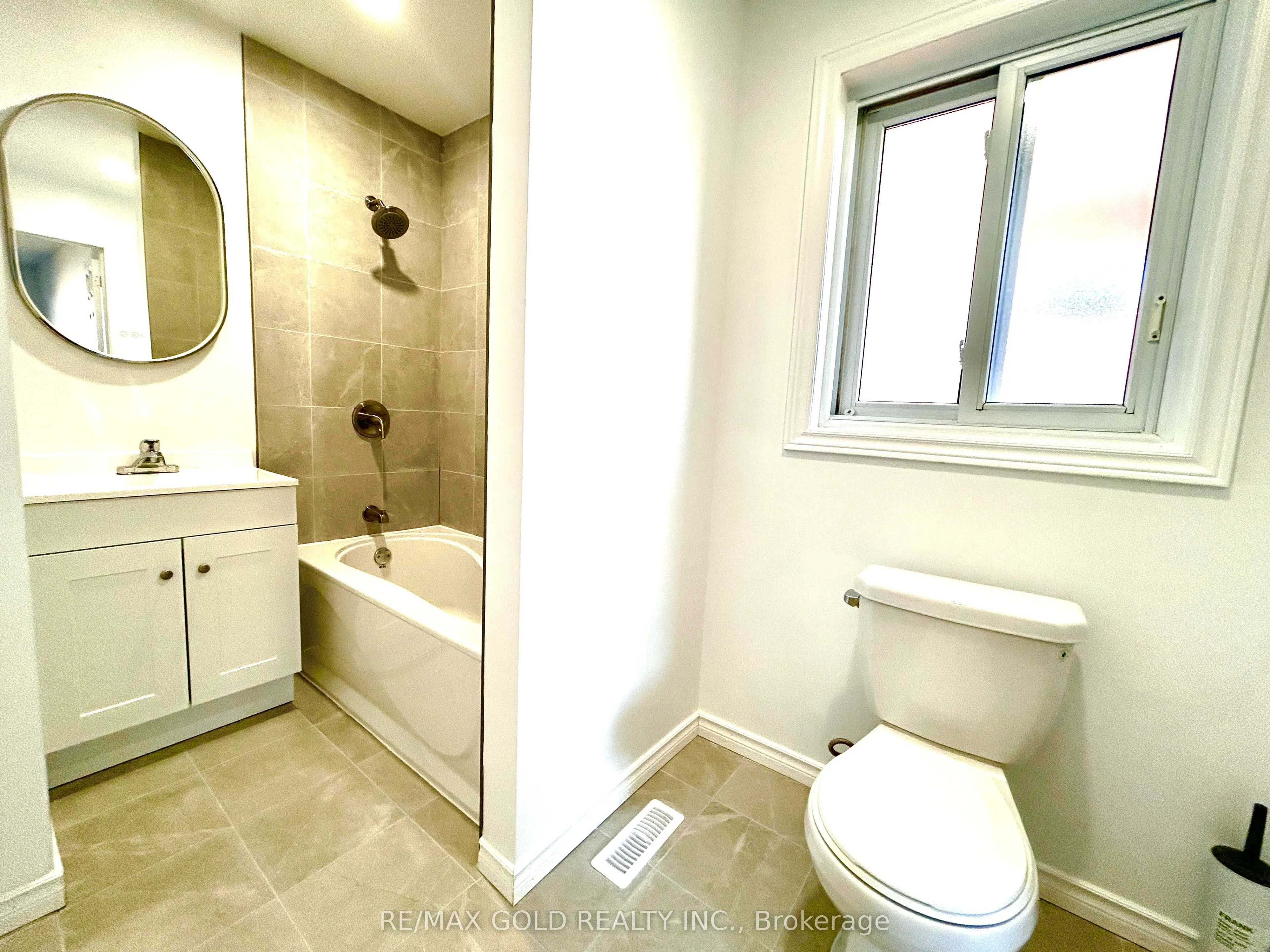 8163 Harvest Crescent