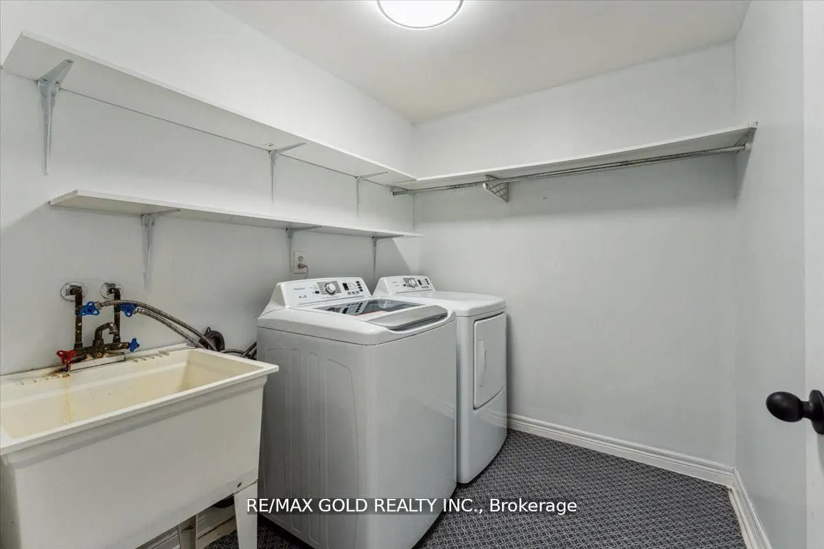 8163 Harvest Crescent