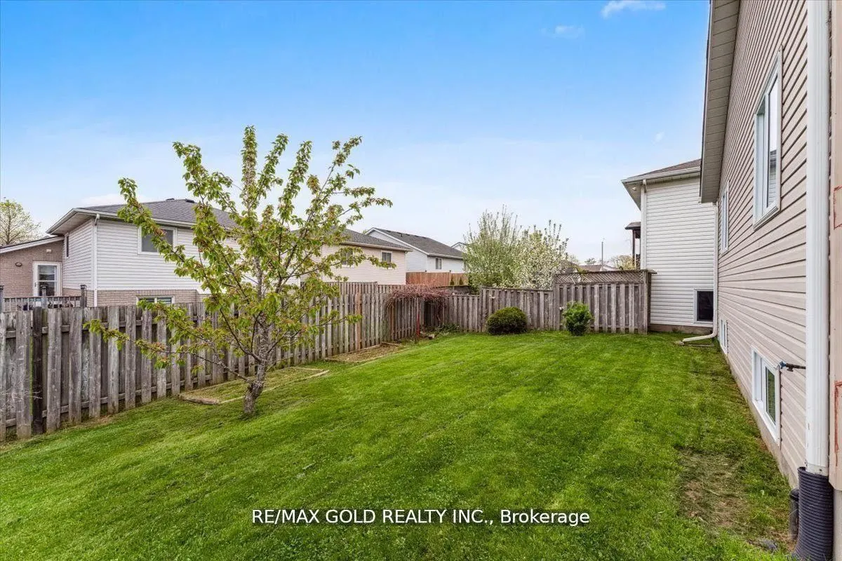 8163 Harvest Crescent