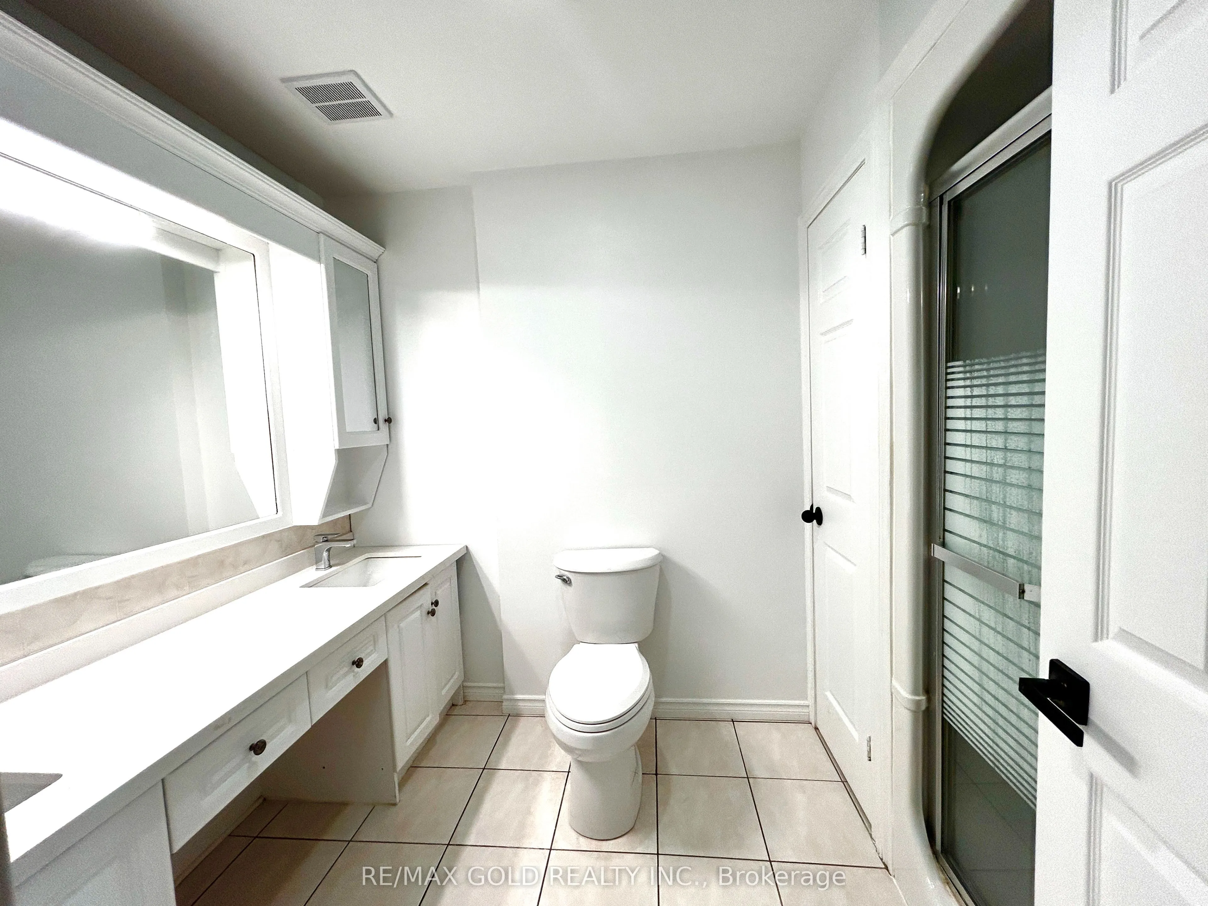 8163 Harvest Crescent