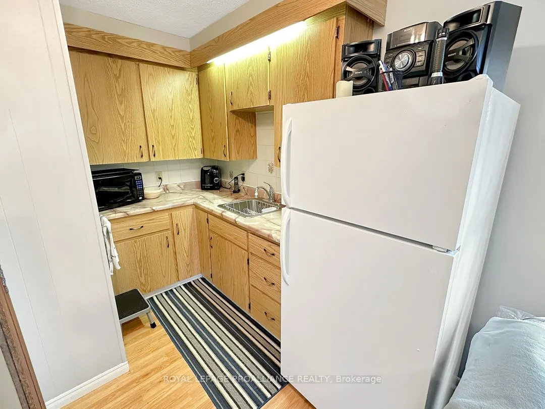 91 St Lawrence Street E