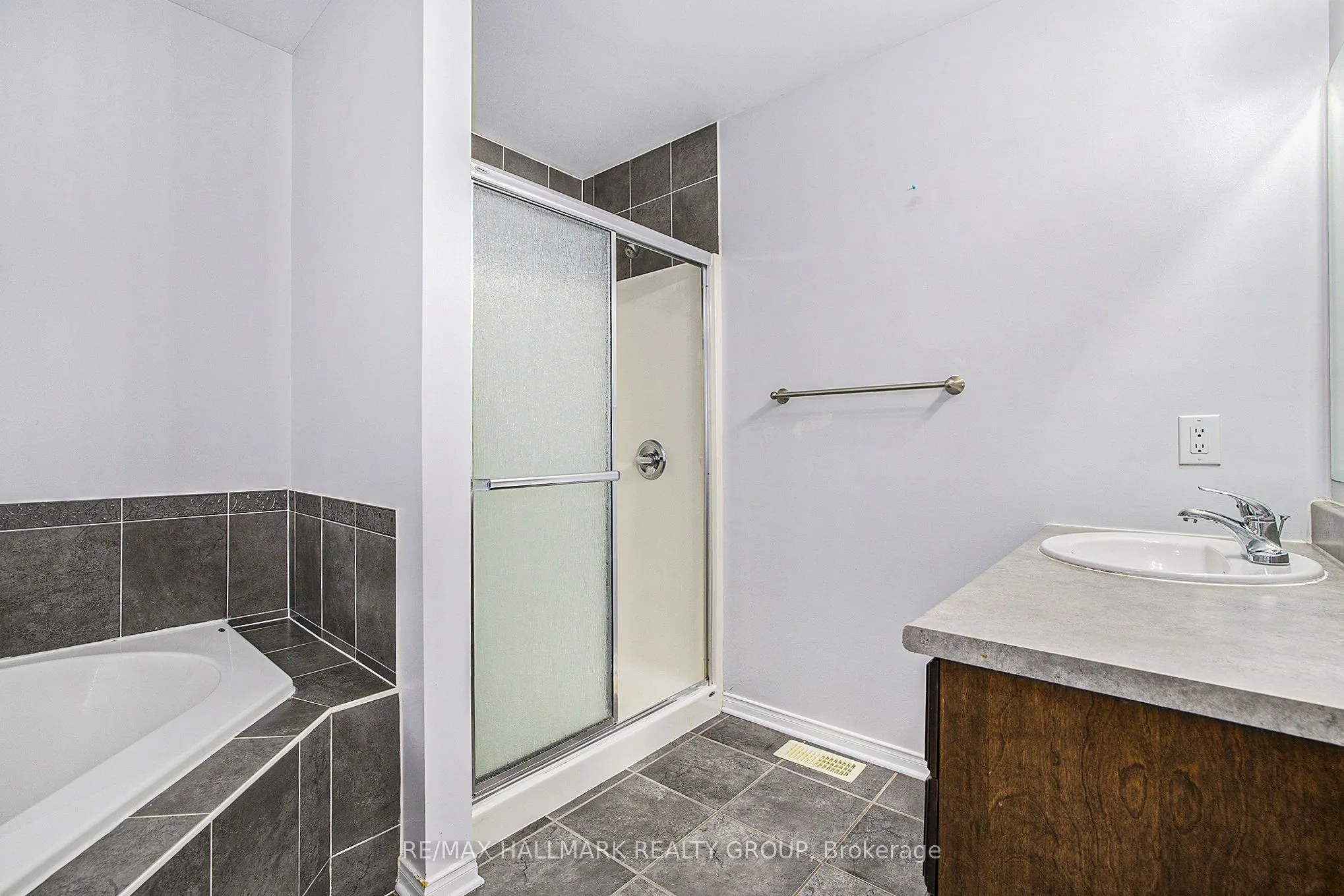 1487 Carronbridge Circle