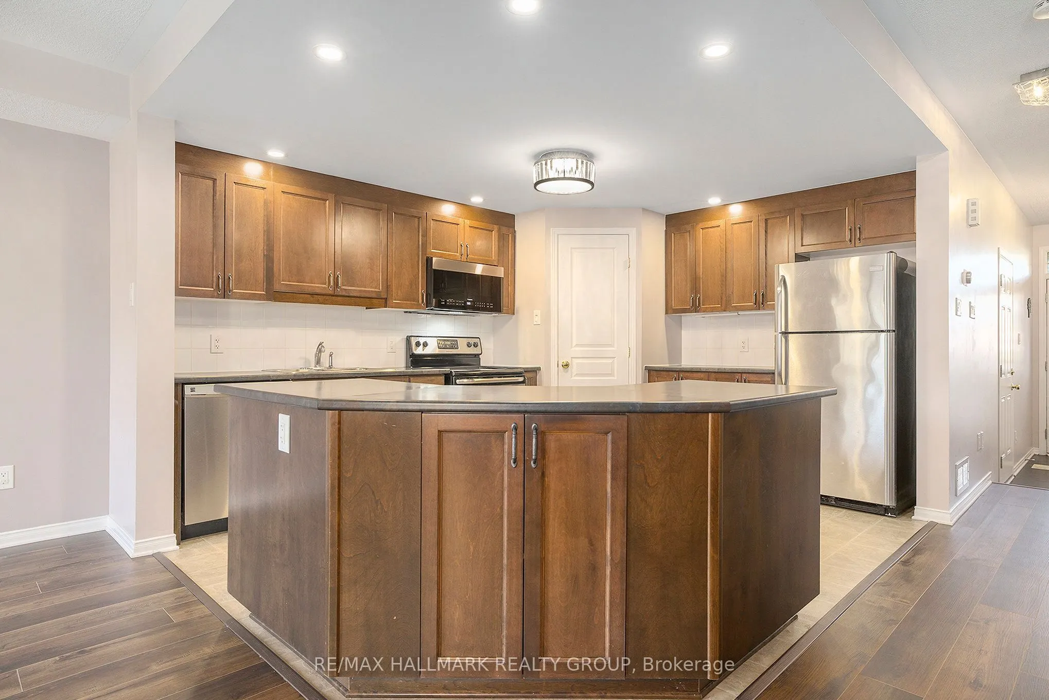 1487 Carronbridge Circle