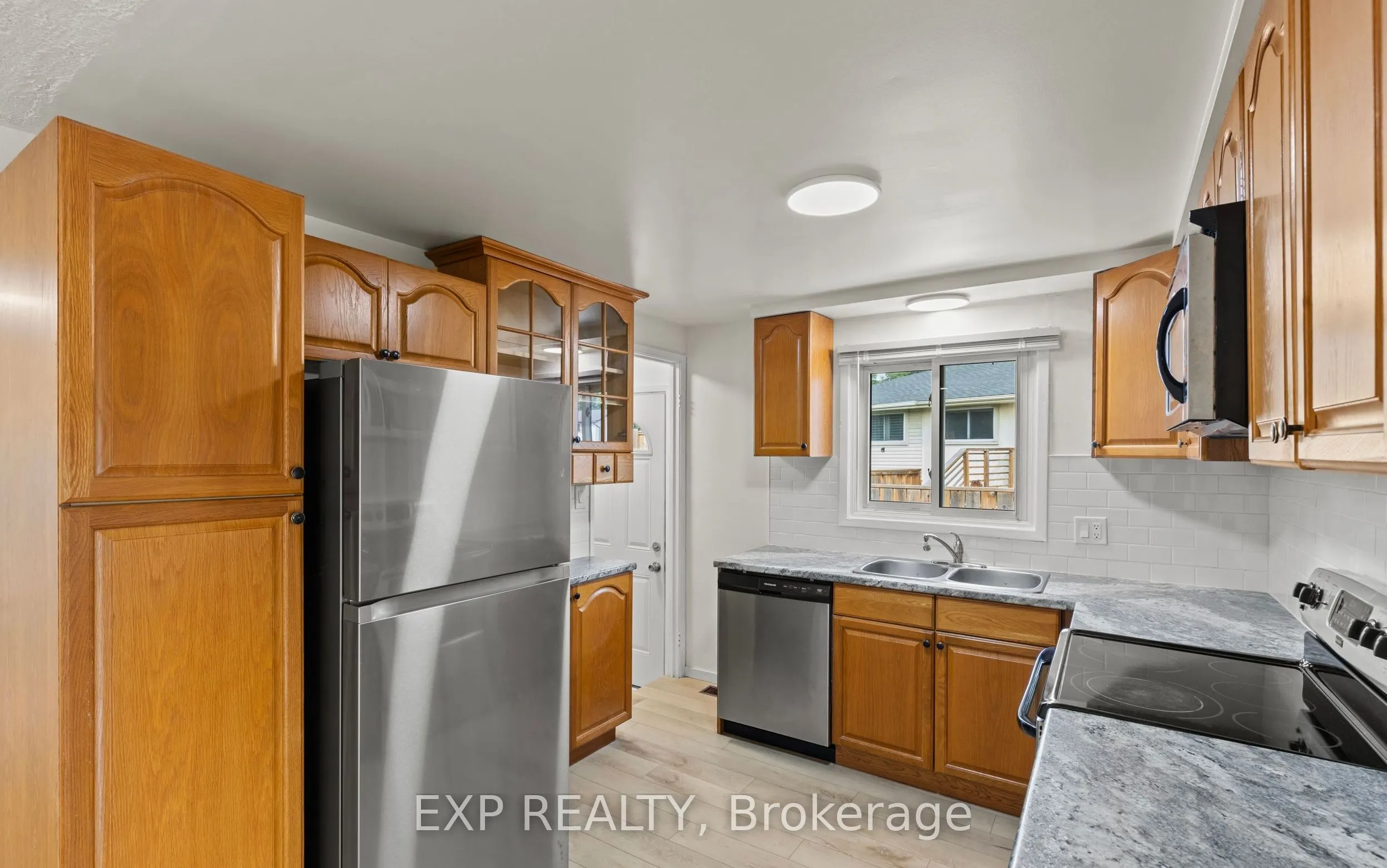 6 Mccordick Drive, #Upper