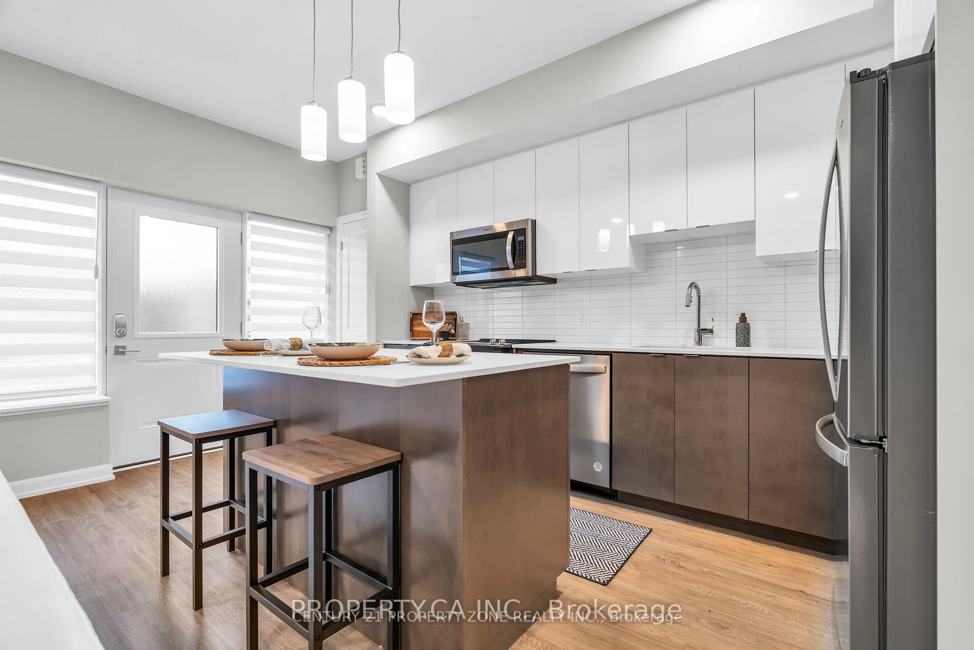 708 Woolwich Street, #101