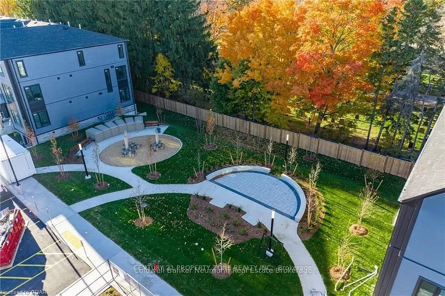 708 Woolwich Street, #101