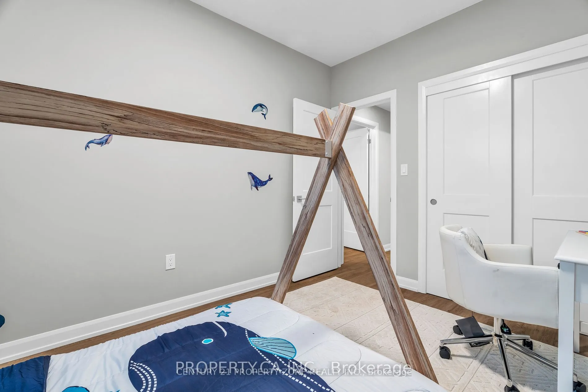 708 Woolwich Street, #101