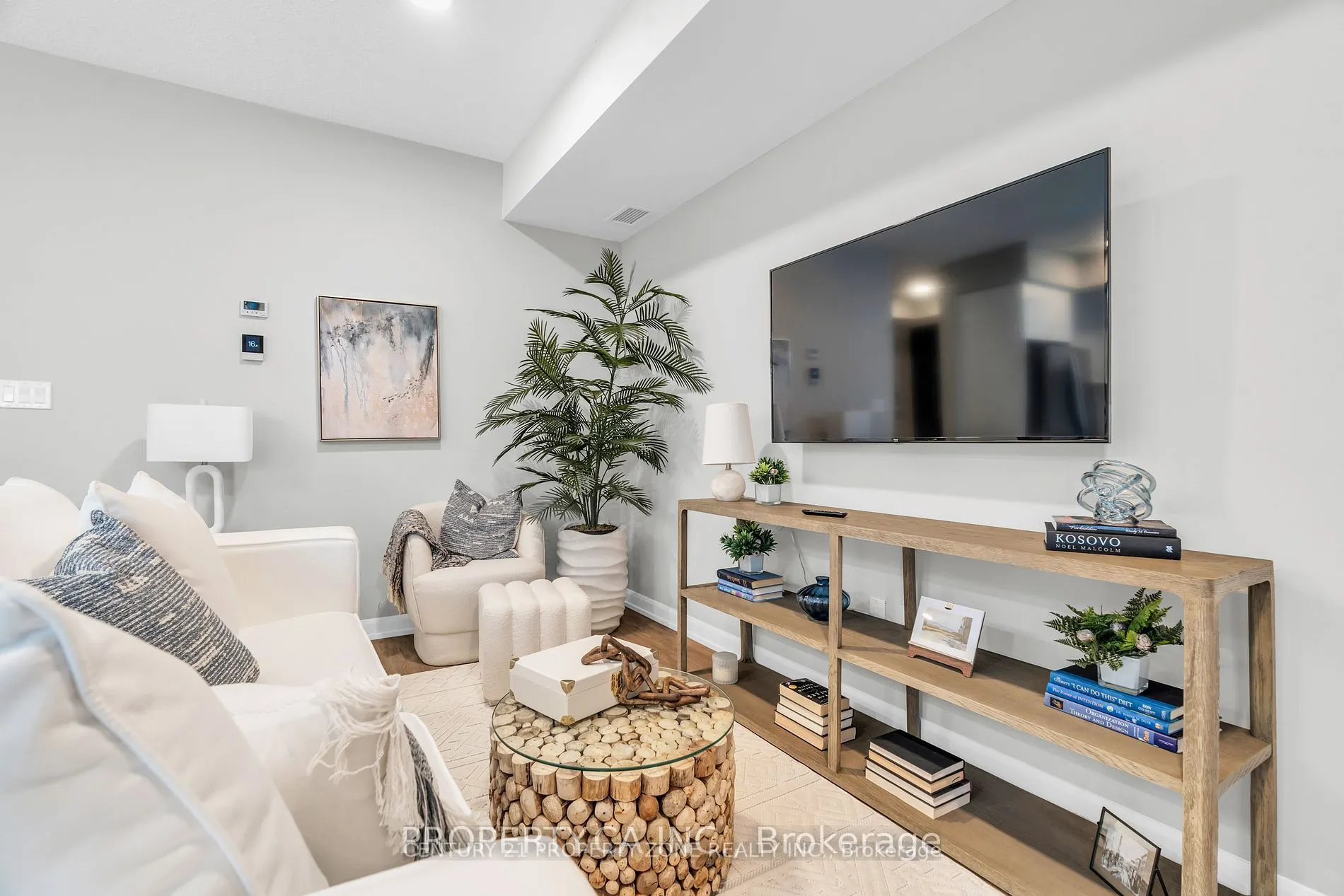 708 Woolwich Street, #101