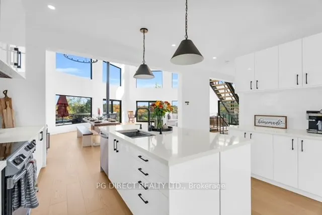 707585 County Rd 21 N