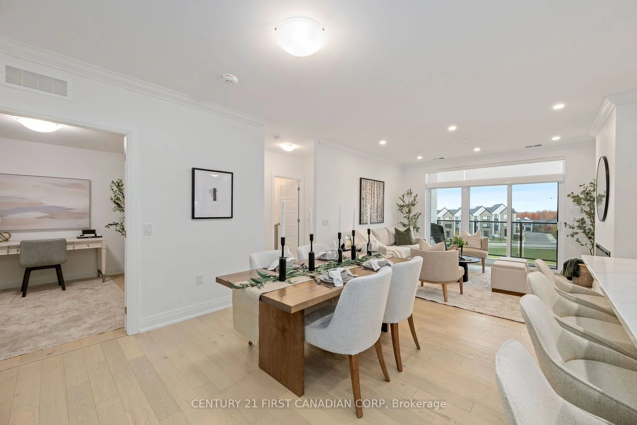 1560 Upper West Avenue, #402