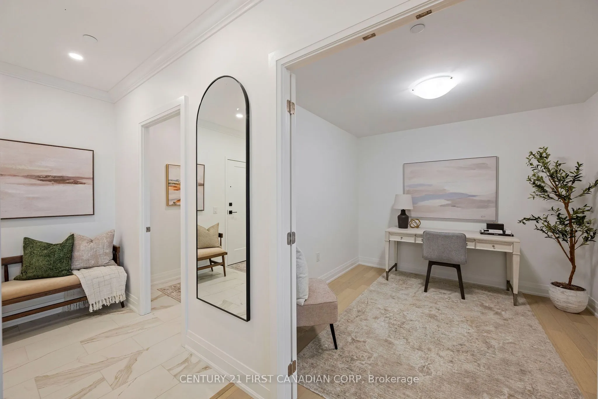 1560 Upper West Avenue, #402