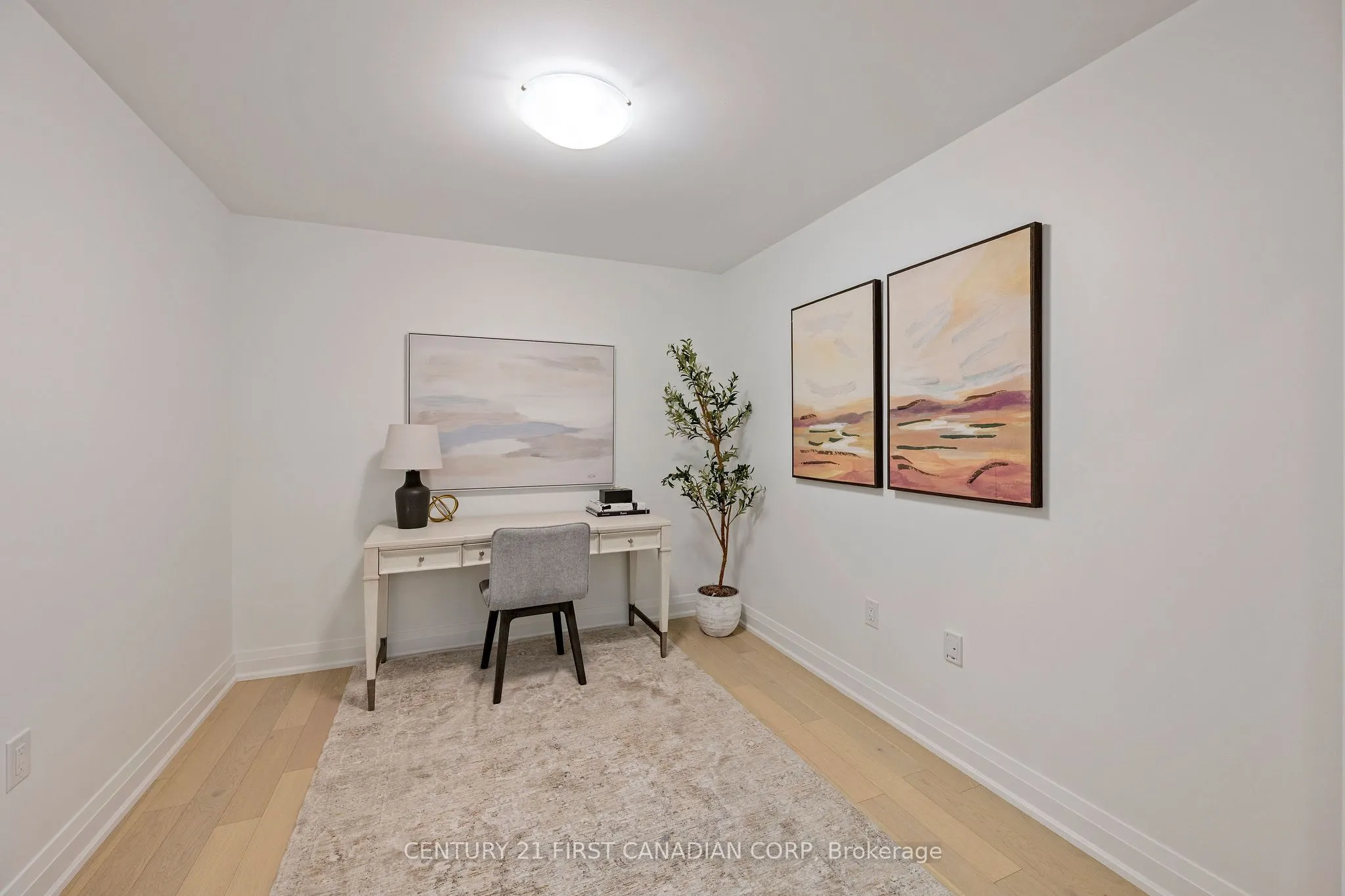 1560 Upper West Avenue, #402