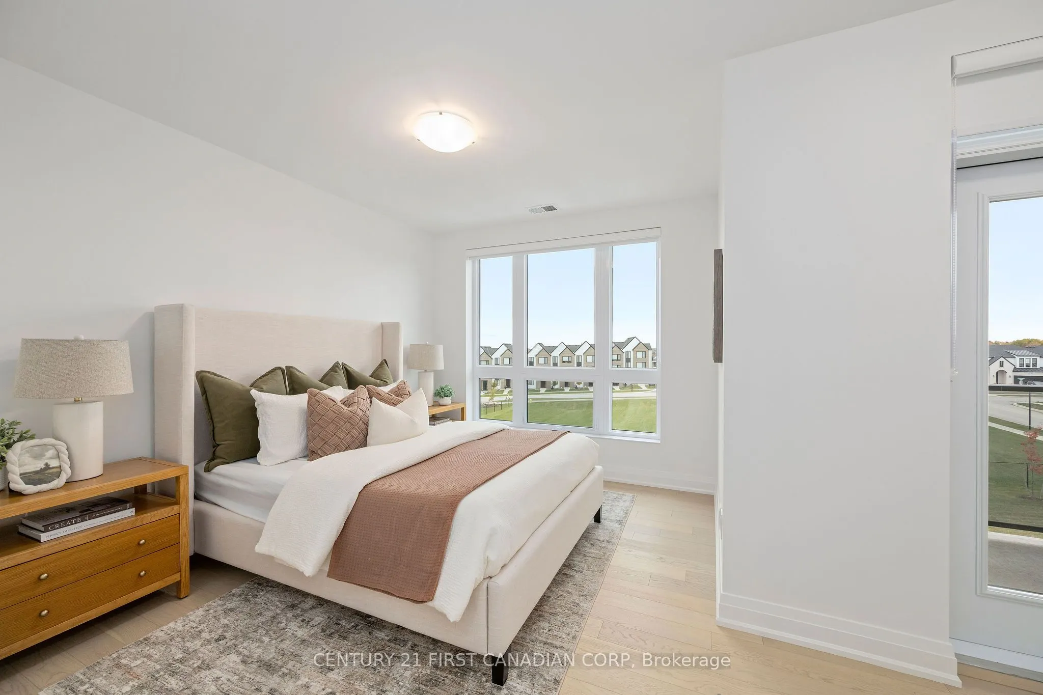 1560 Upper West Avenue, #402