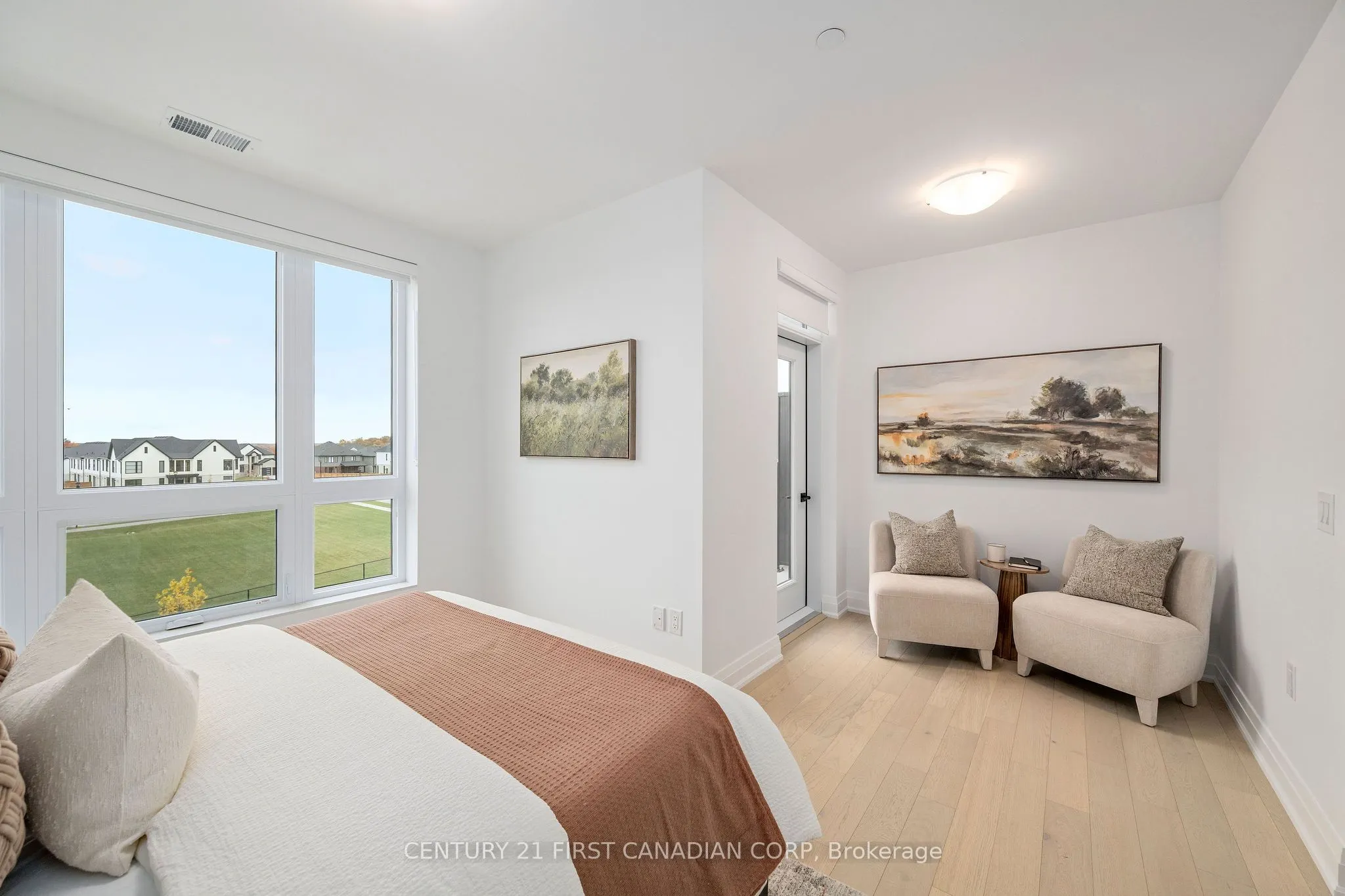 1560 Upper West Avenue, #402