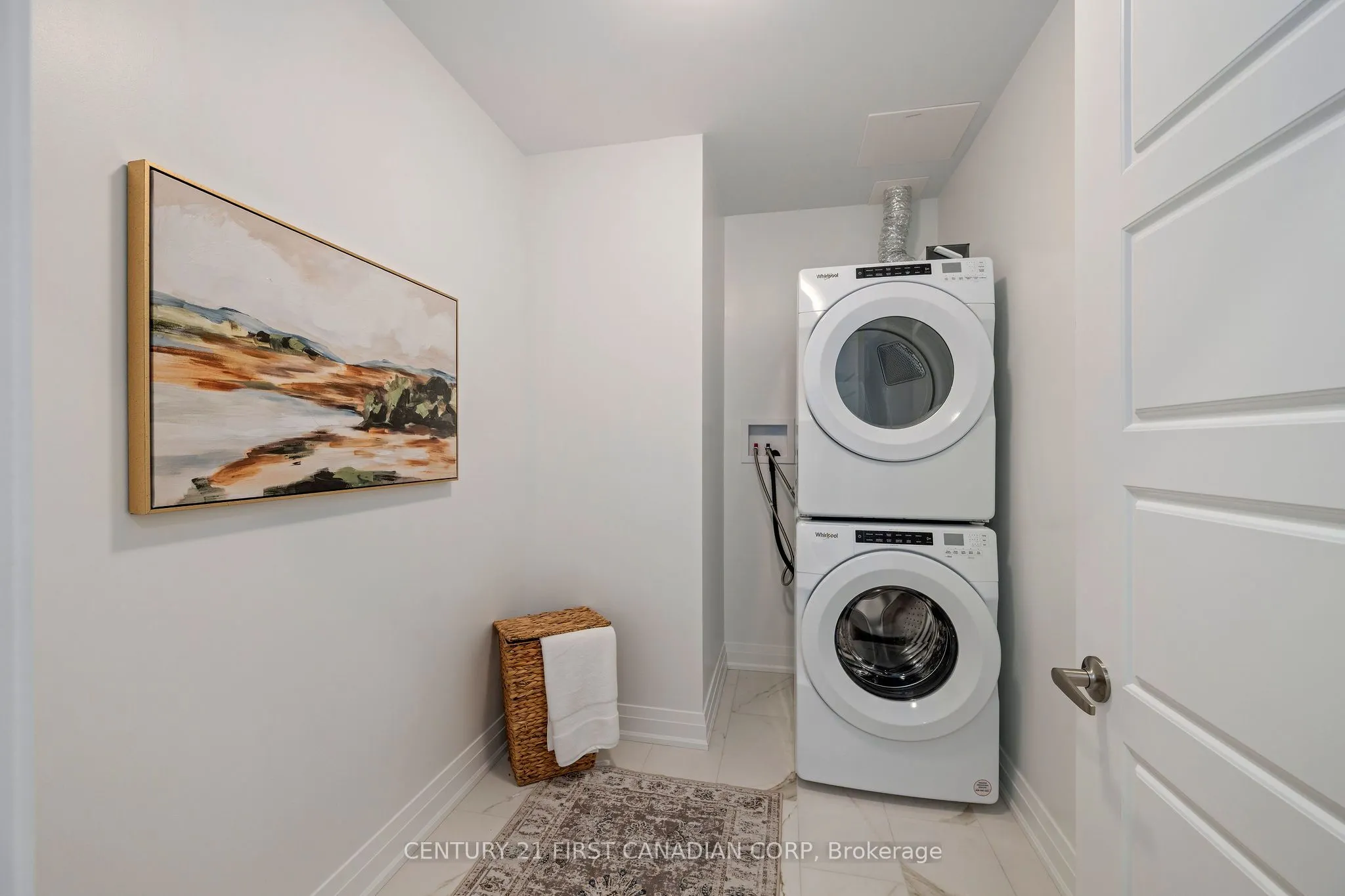 1560 Upper West Avenue, #402