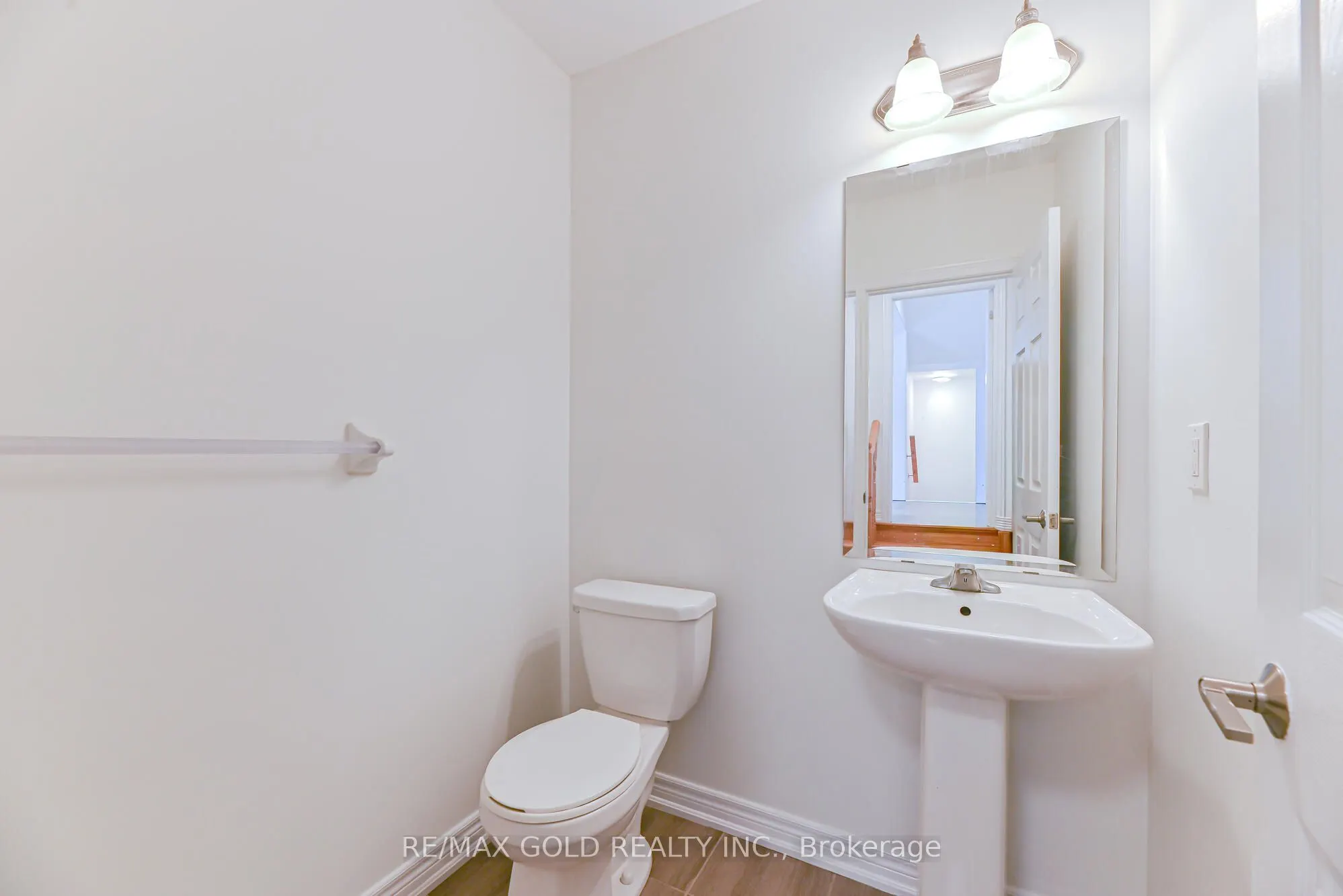 20 Mullholland Avenue