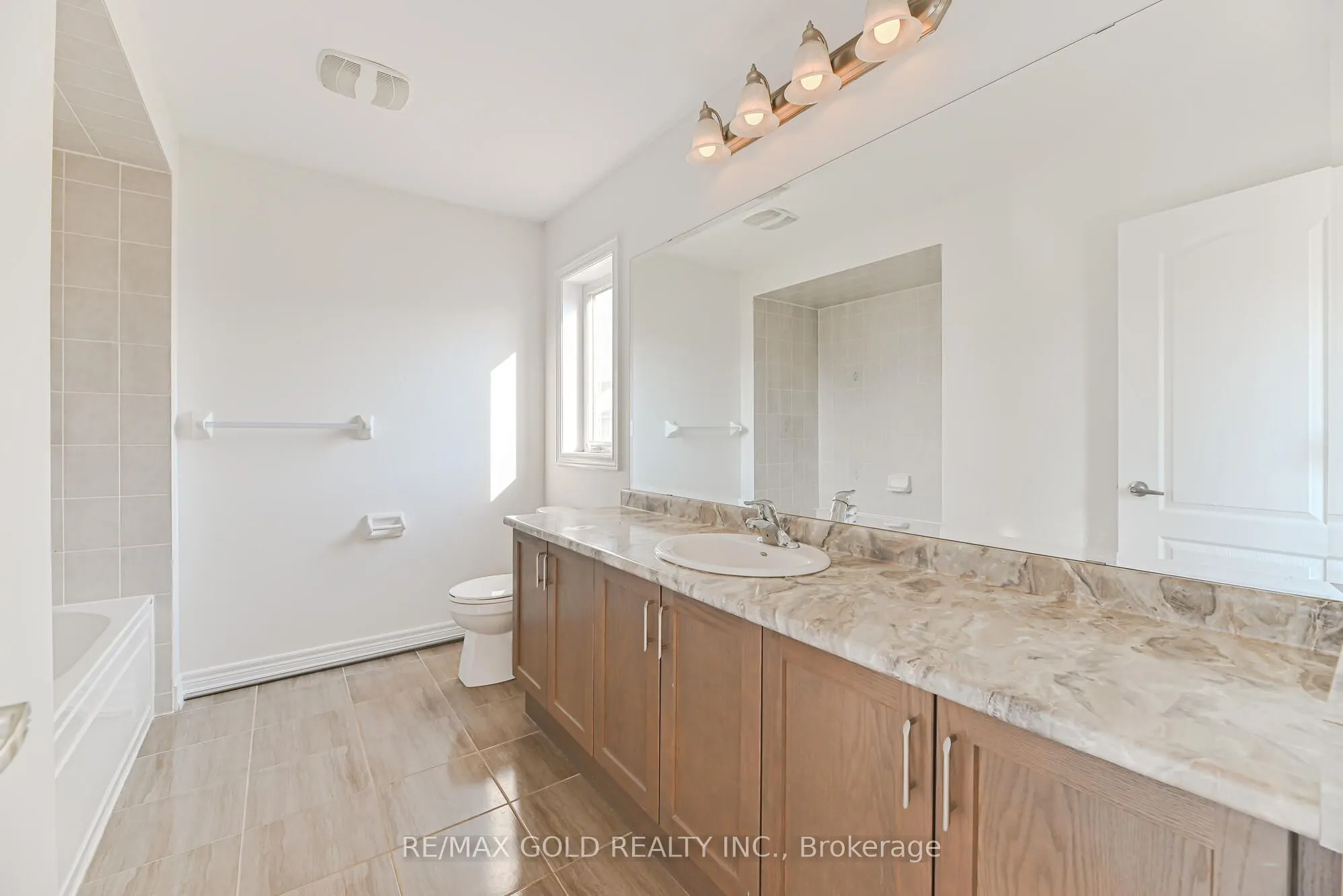 20 Mullholland Avenue